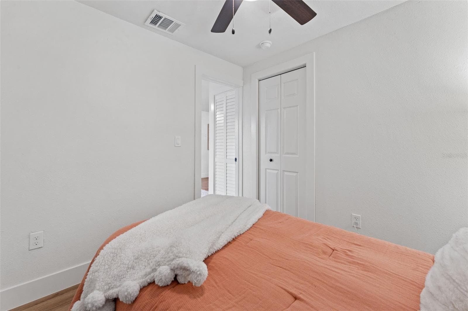 Single Family Residence at 3820 40TH AVE N, ST PETERSBURG, photo 19 of 26