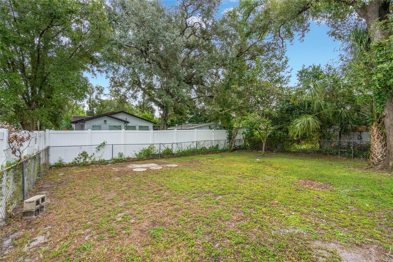 Single Family Residence at 8021 N EDISON AVE, TAMPA, photo 36 of 37