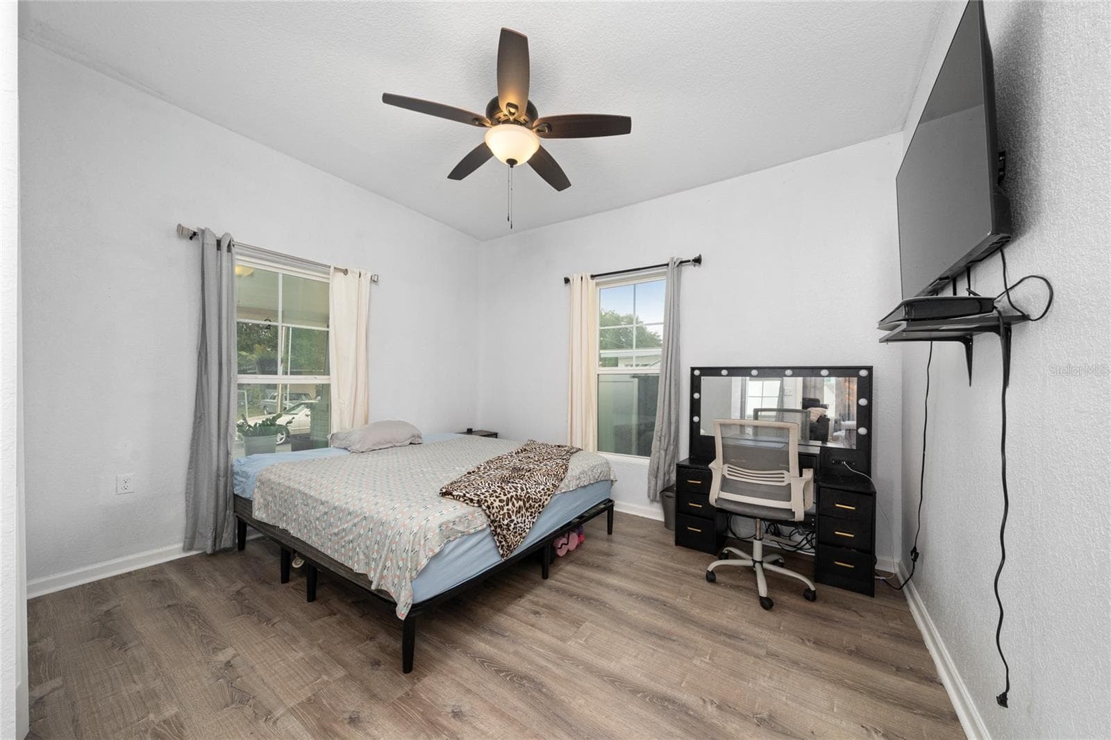 Single Family Residence at 828 N SCOTT AVE, LAKELAND, photo 19 of 34