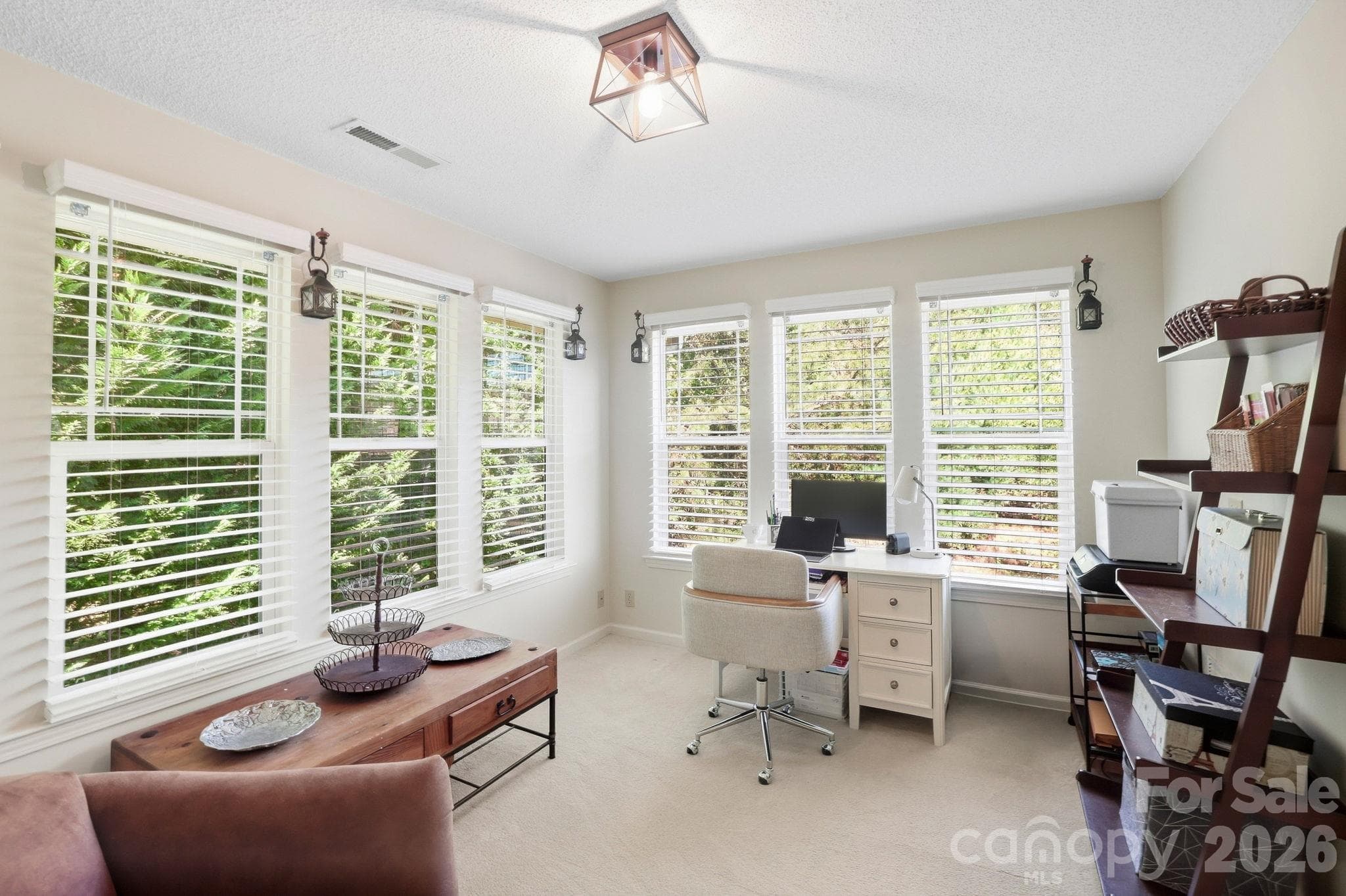 Condominium at 1406 Deermouse Way, Hendersonville, photo 16 of 33
