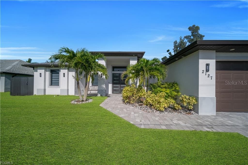 Single Family Residence at 2127 SW 17TH PL, CAPE CORAL, photo 2 of 47