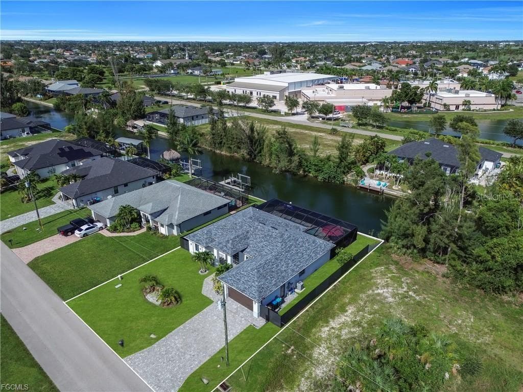 Single Family Residence at 2127 SW 17TH PL, CAPE CORAL, photo 3 of 47