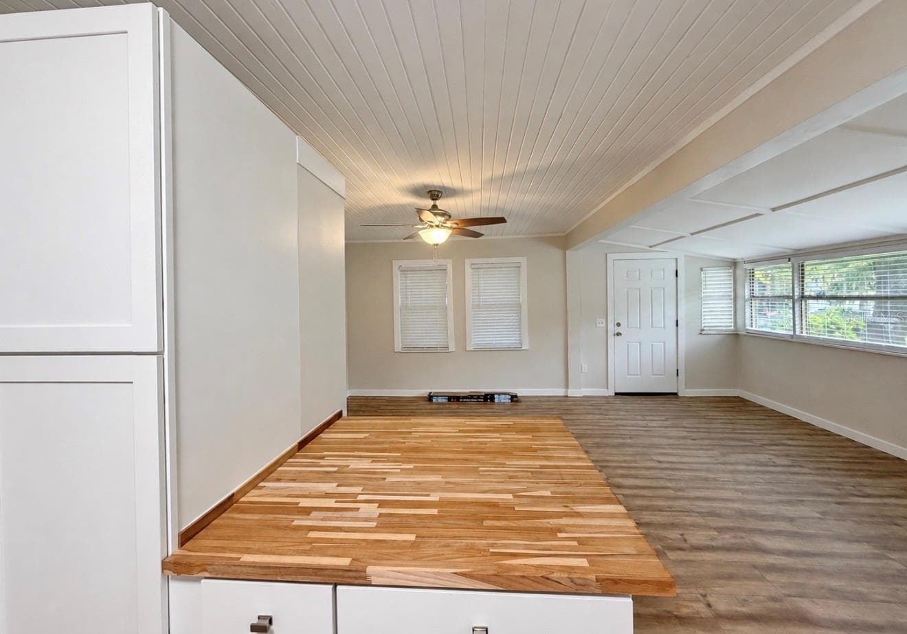 Single Family Residence at 1204 N MORNINGSIDE DR, PLANT CITY, photo 9 of 25