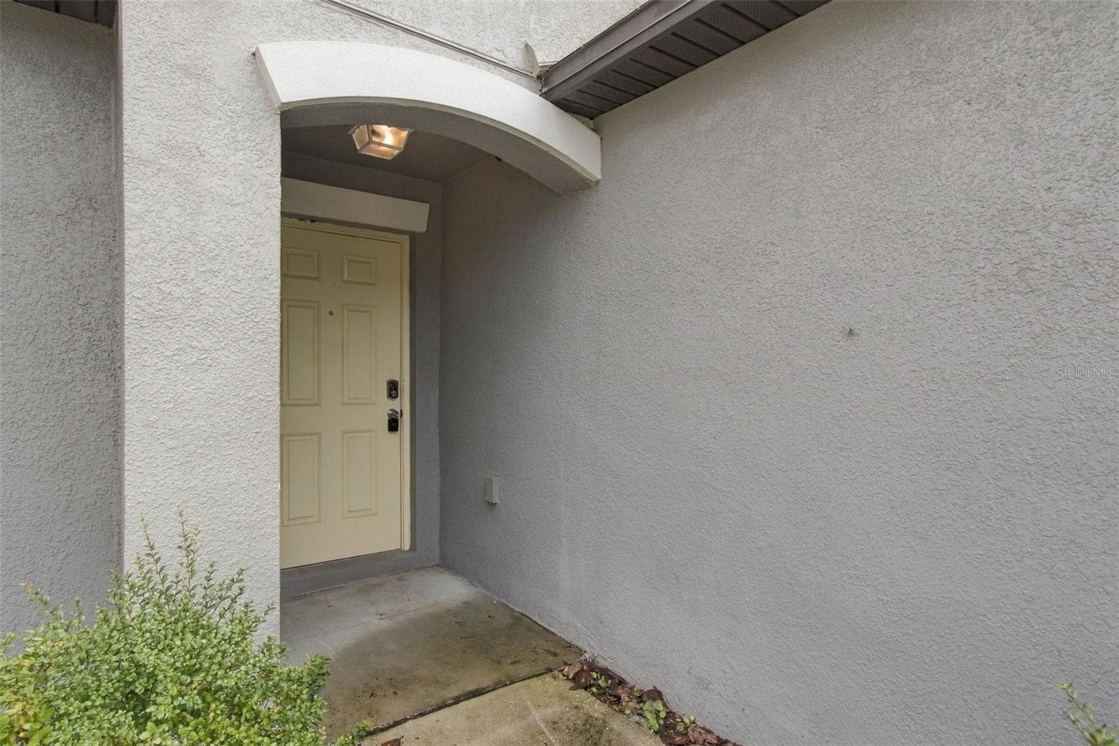Single Family Residence at 12903 WILDFLOWER MEADOW DR, RIVERVIEW, photo 4 of 87