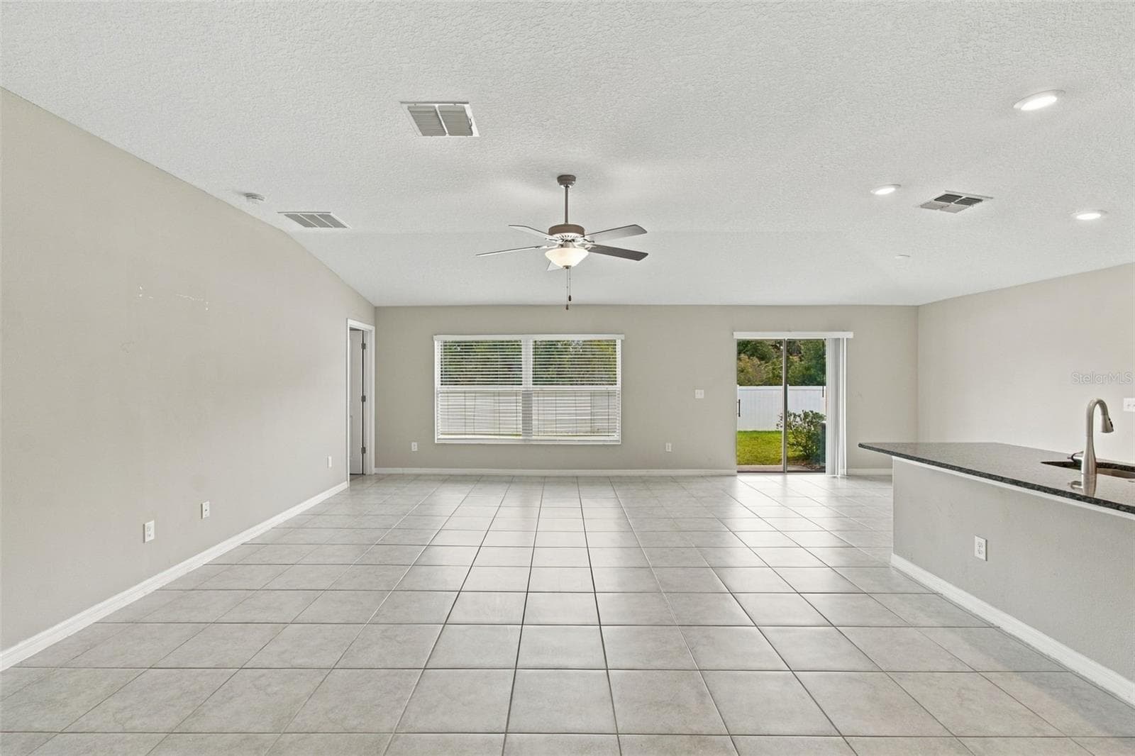 Single Family Residence at 12903 WILDFLOWER MEADOW DR, RIVERVIEW, photo 7 of 87