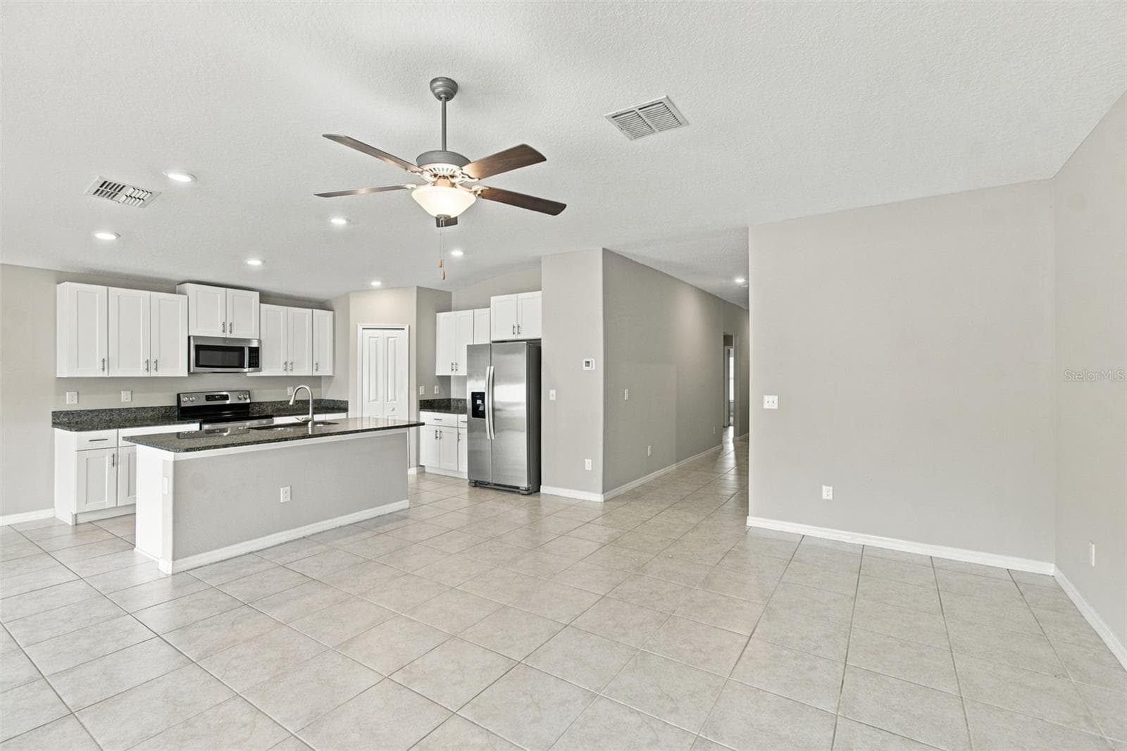 Single Family Residence at 12903 WILDFLOWER MEADOW DR, RIVERVIEW, photo 10 of 87