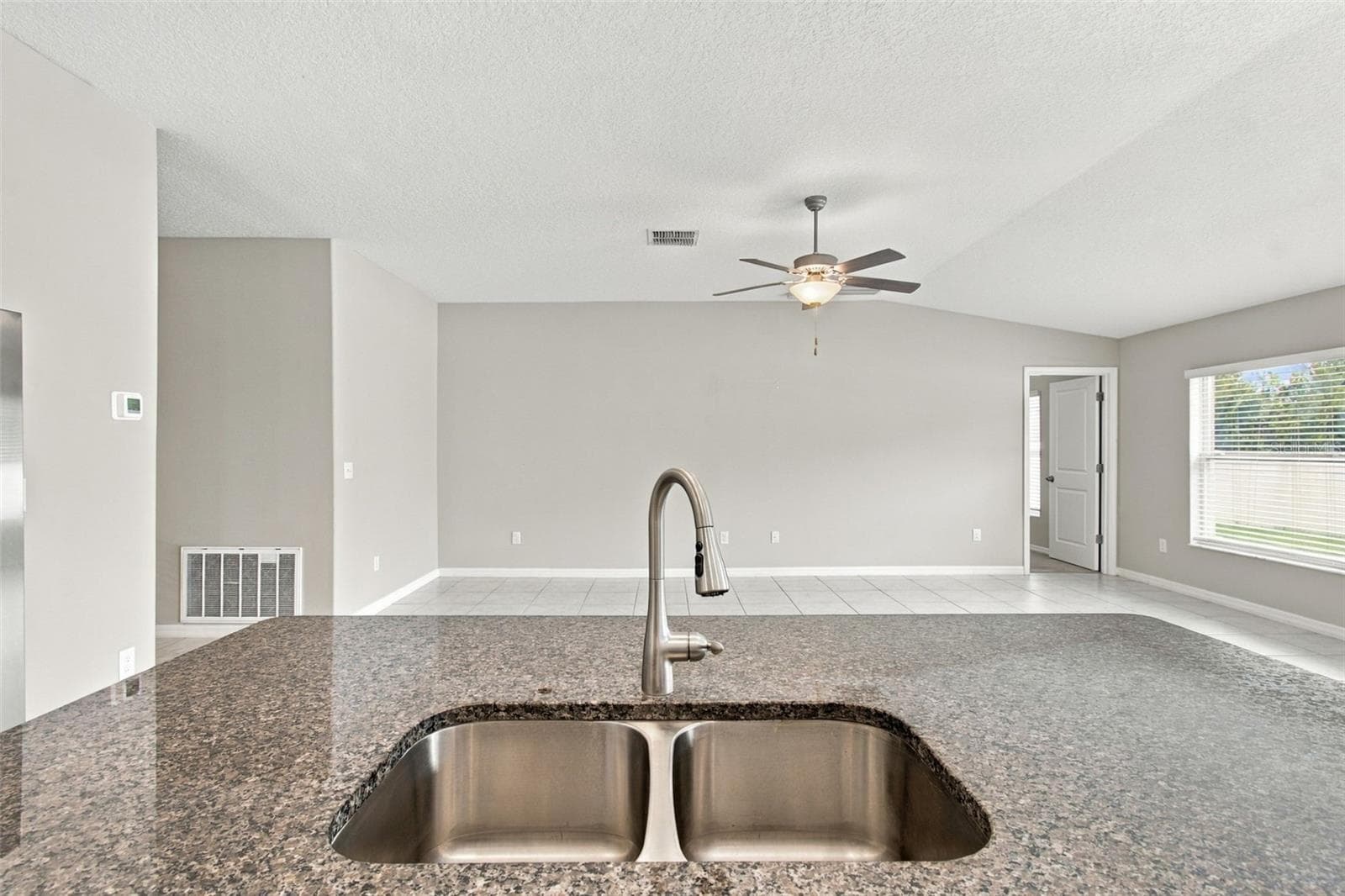 Single Family Residence at 12903 WILDFLOWER MEADOW DR, RIVERVIEW, photo 17 of 87
