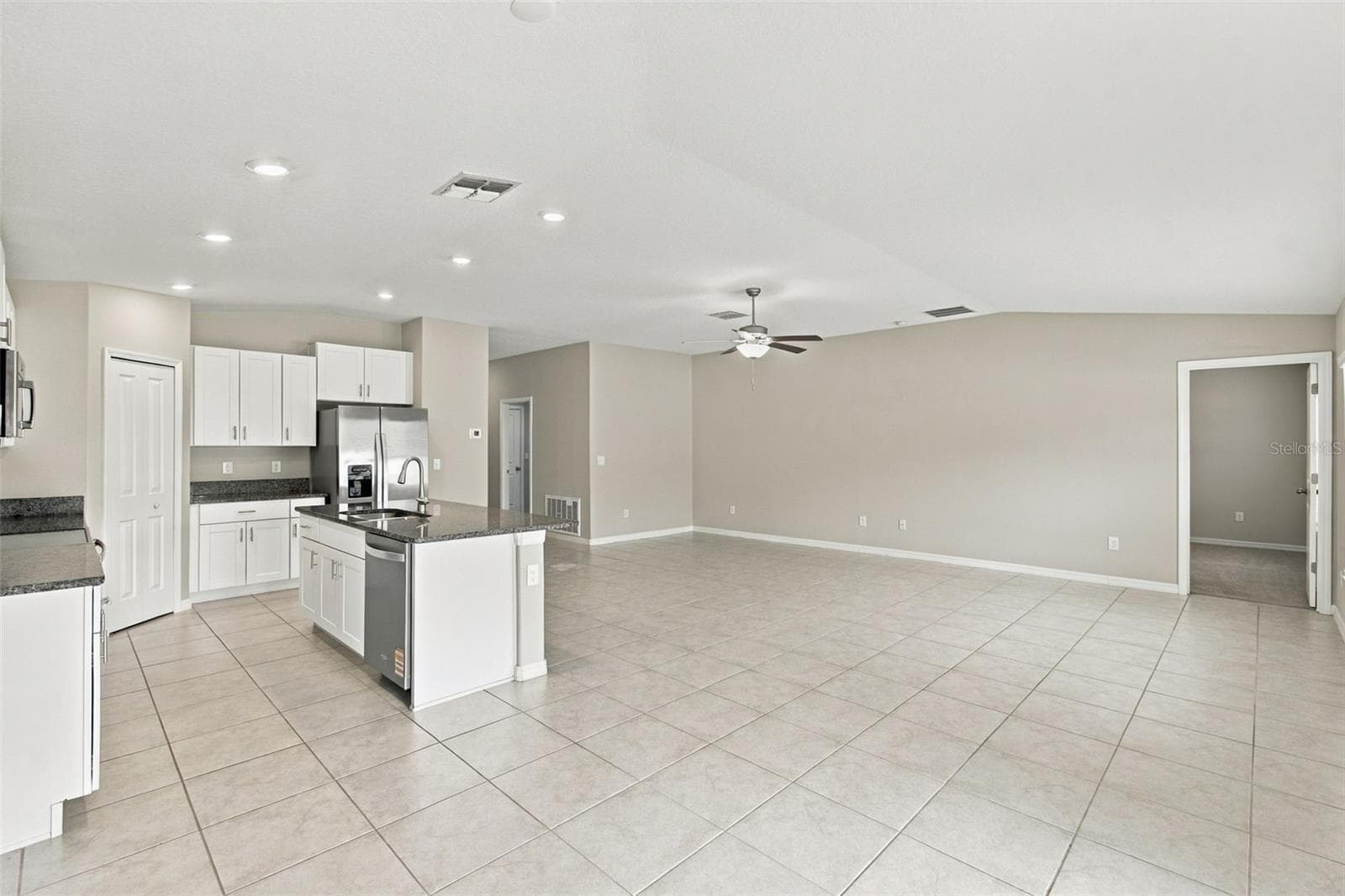 Single Family Residence at 12903 WILDFLOWER MEADOW DR, RIVERVIEW, photo 23 of 87
