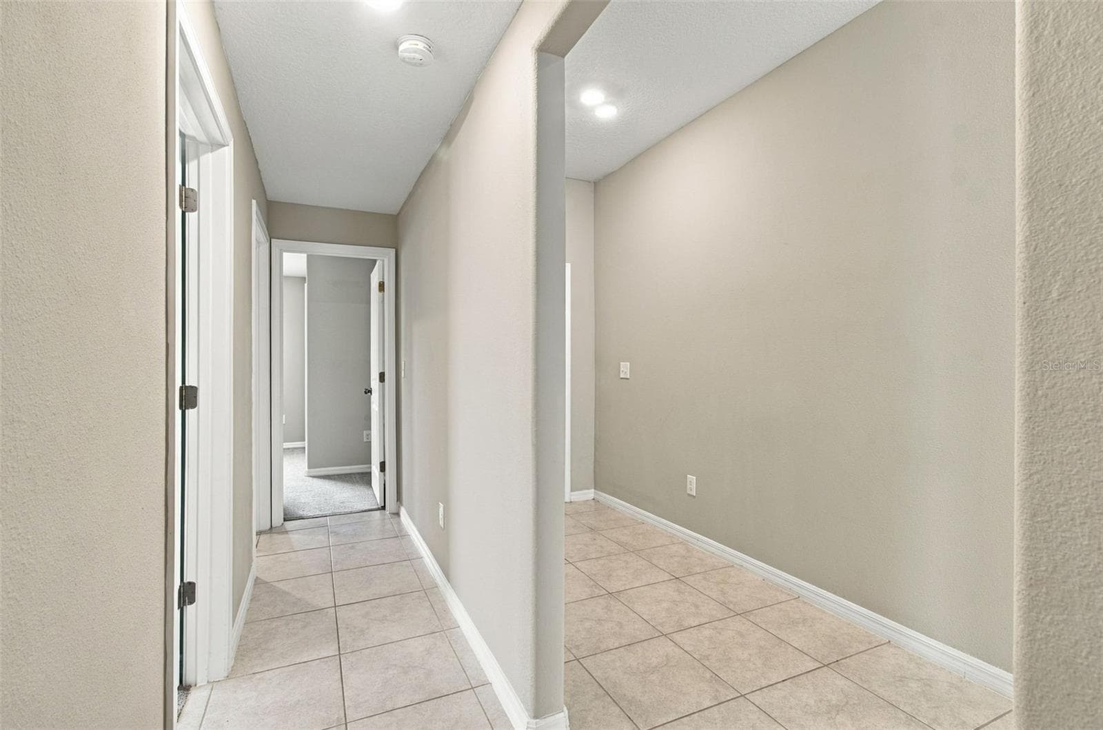 Single Family Residence at 12903 WILDFLOWER MEADOW DR, RIVERVIEW, photo 30 of 87