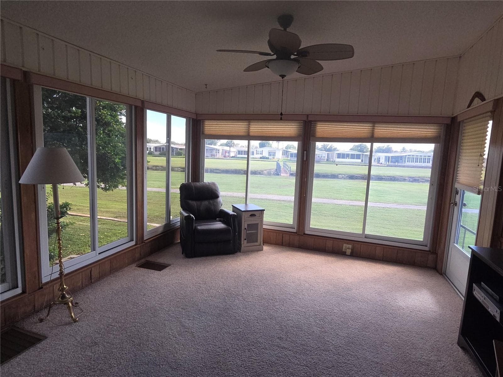 Manufactured Home at 70 STRAPHMORE DR, HAINES CITY, photo 33 of 94