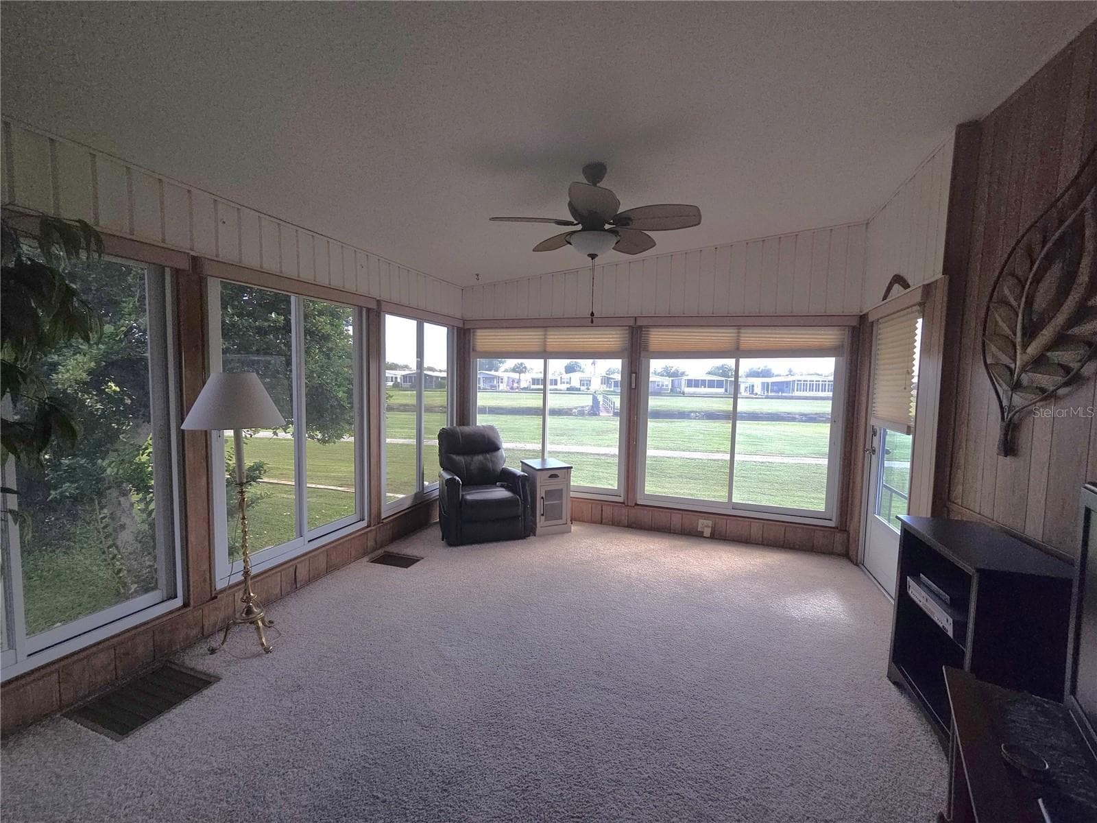 Manufactured Home at 70 STRAPHMORE DR, HAINES CITY, photo 35 of 94
