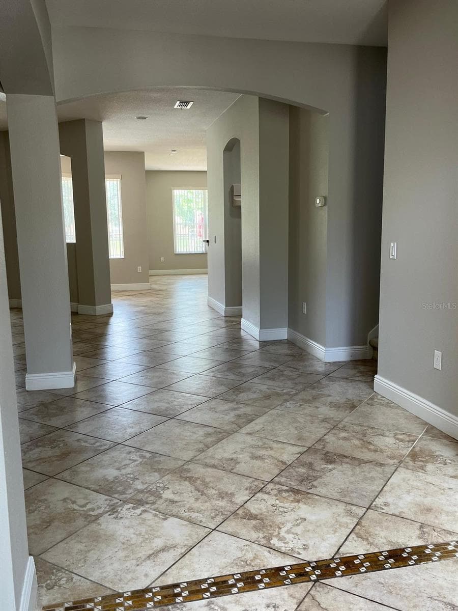 Single Family Residence at 3811 EAGLE ISLES CIR, KISSIMMEE, photo 9 of 55