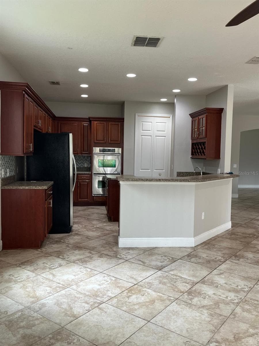 Single Family Residence at 3811 EAGLE ISLES CIR, KISSIMMEE, photo 15 of 55