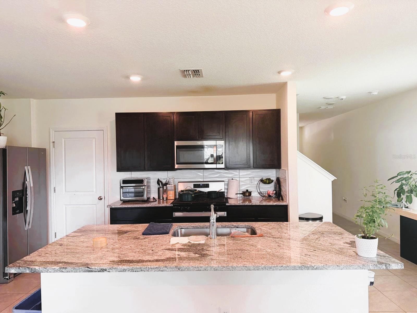 Single Family Residence at 35665 SUNFLOWER HILL DR, ZEPHYRHILLS, photo 6 of 12