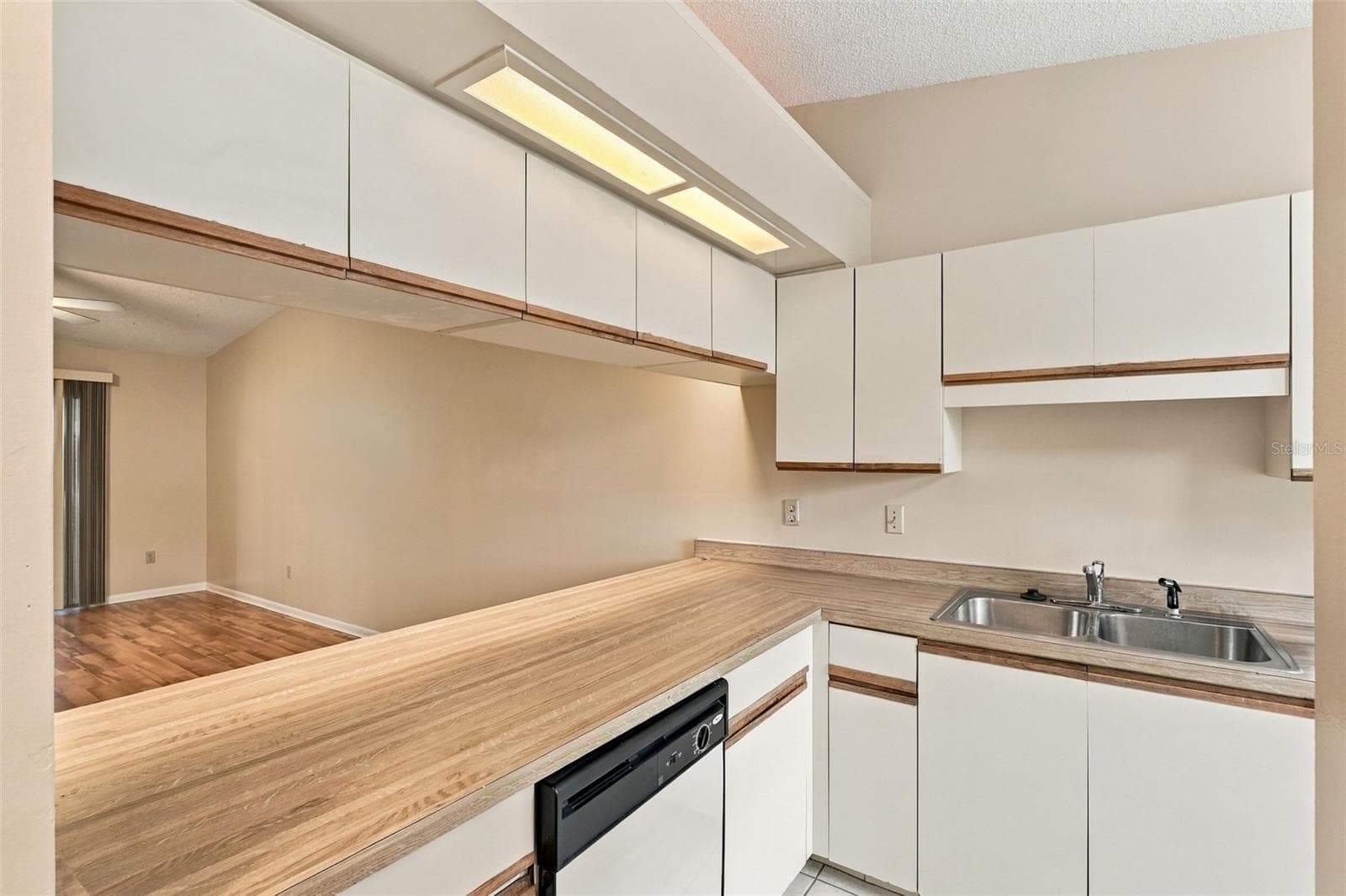 Condominium at 345 TERRACE HILL BLVD #3E, DEBARY, photo 11 of 31