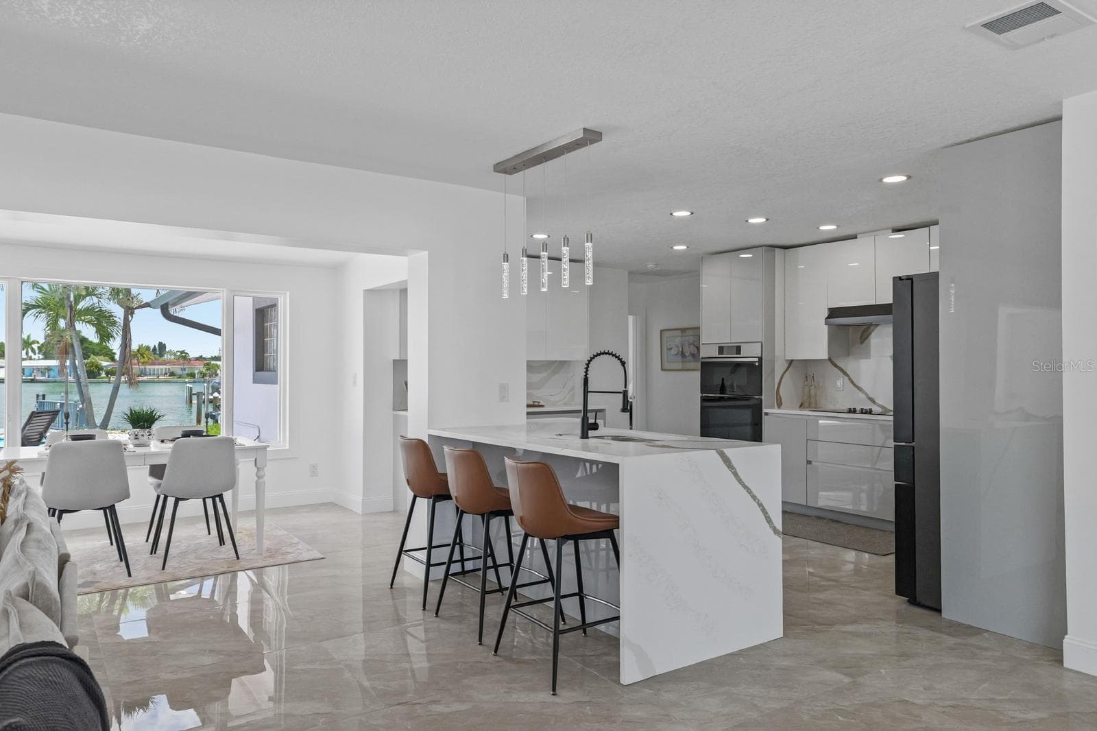 Single Family Residence at 7905 9TH AVE S, ST PETERSBURG, photo 10 of 20