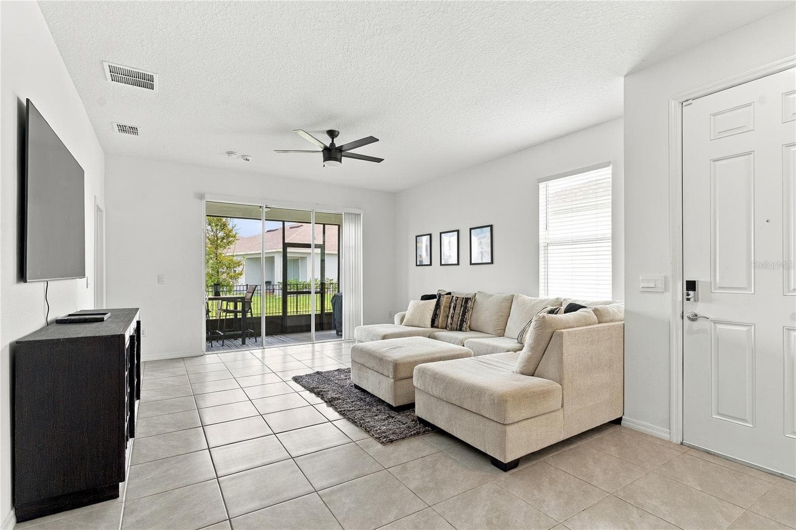 Villa at 8514 BOLD CYPRESS LN, WESLEY CHAPEL, photo 7 of 48