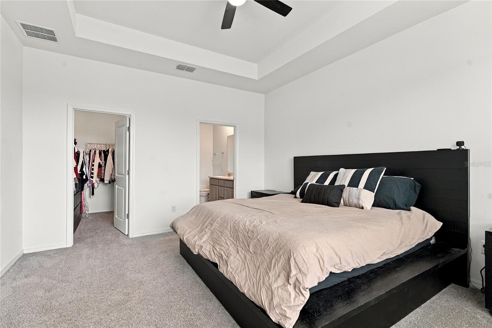 Villa at 8514 BOLD CYPRESS LN, WESLEY CHAPEL, photo 19 of 48