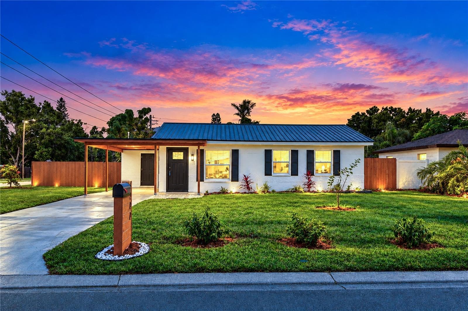 4000 W WALLACE AVE