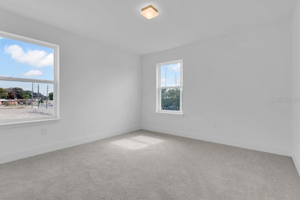 Single Family Residence at 118 ELENA LAVIN CIR, ORLANDO, photo 24 of 30