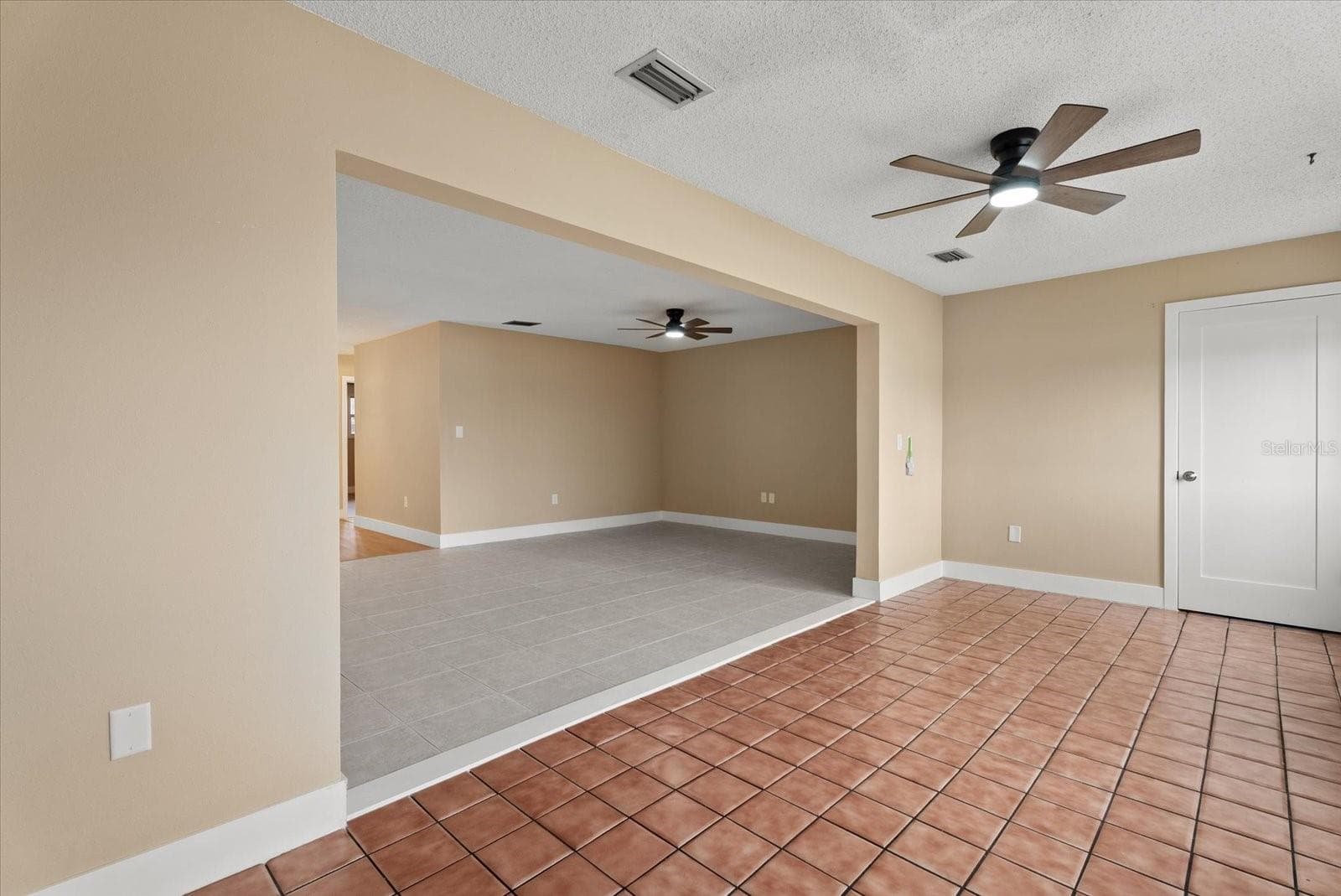 Condominium at 5925 SHORE BLVD S #105, GULFPORT, photo 14 of 27
