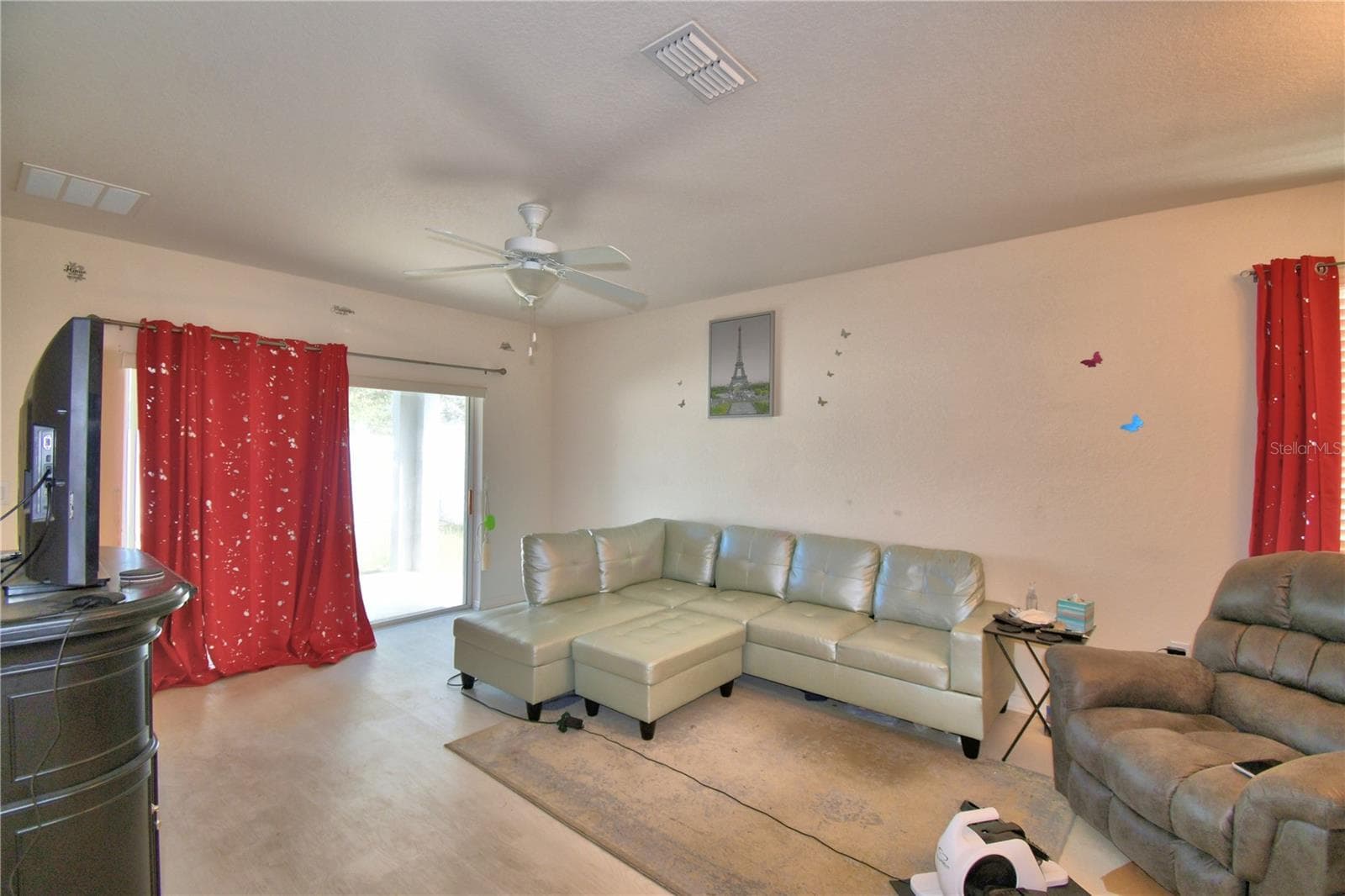 Single Family Residence at 207 SANDESTIN DR, HAINES CITY, photo 8 of 32