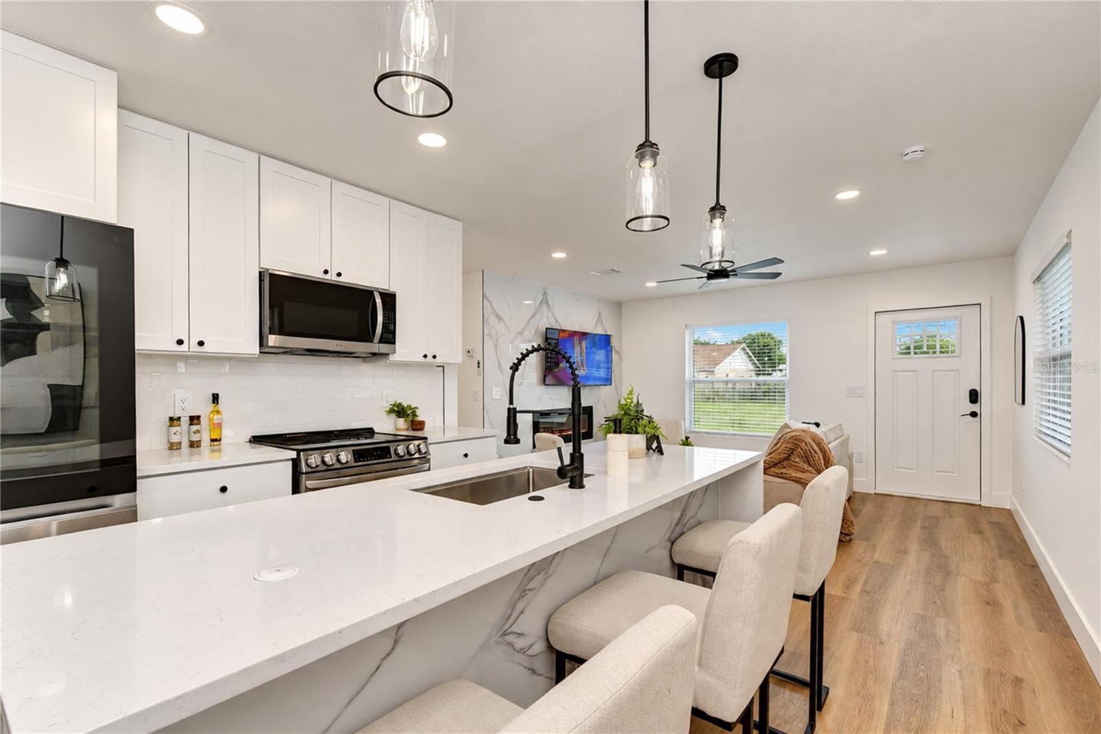 Single Family Residence at 4000 W WALLACE AVE, TAMPA, photo 23 of 54