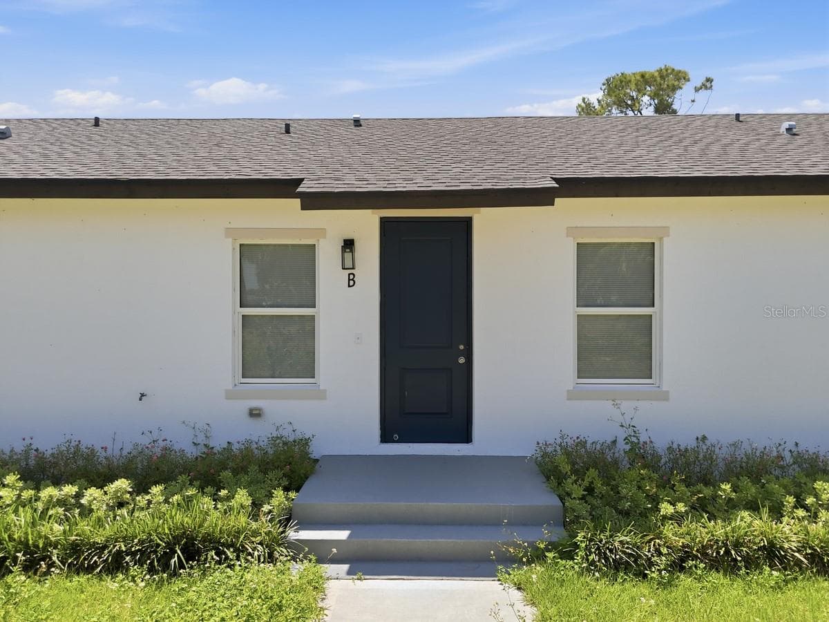 Triplex at 191 ROTONDA BLVD W, PLACIDA, photo 5 of 16