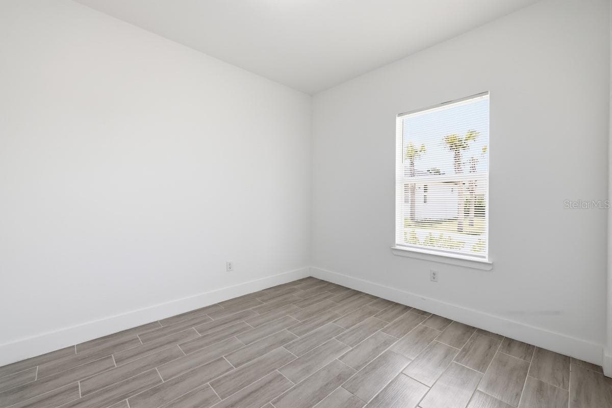 Triplex at 191 ROTONDA BLVD W, PLACIDA, photo 8 of 16