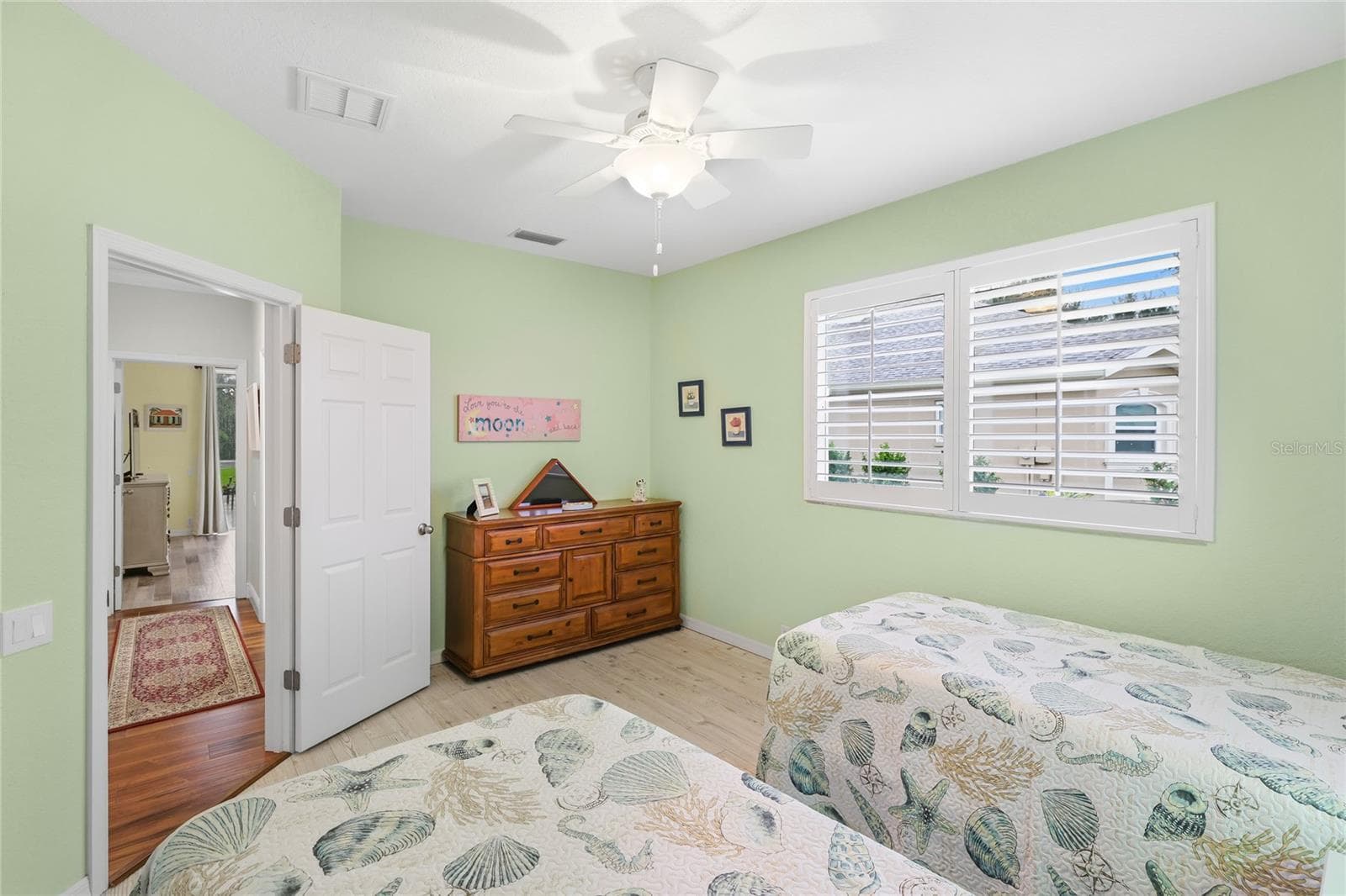 Guests are comfortable on their side of the house. - 3306 LITTLE COUNTRY RD, PARRISH