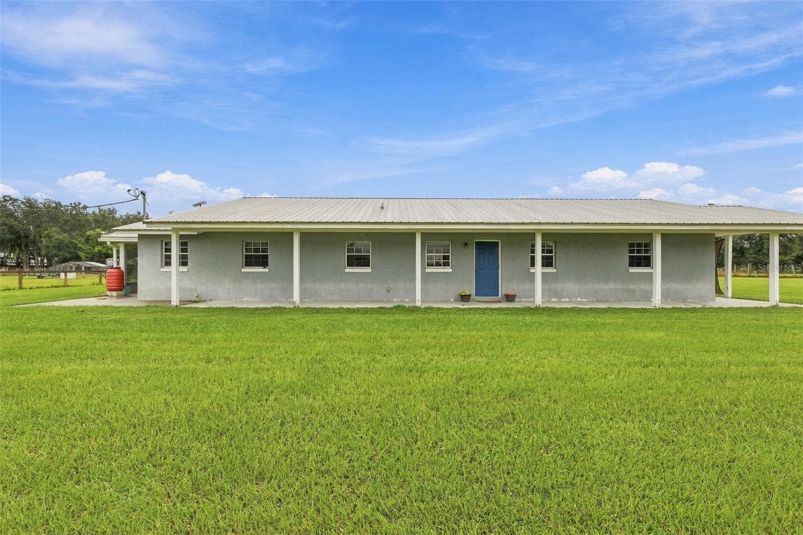 Single Family Residence at 9124 CAREY RD, LITHIA, photo 2 of 60
