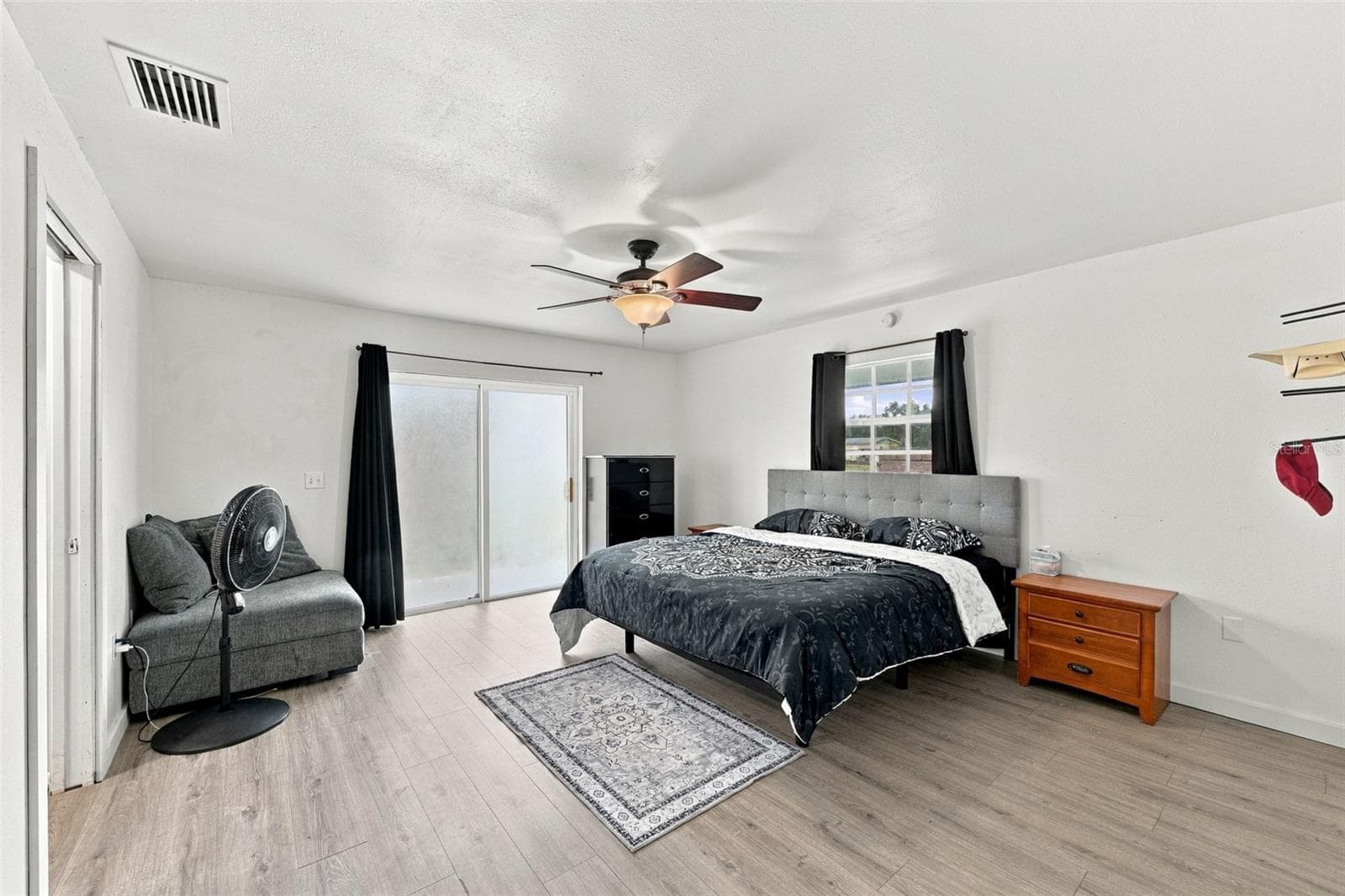 Single Family Residence at 9124 CAREY RD, LITHIA, photo 29 of 60