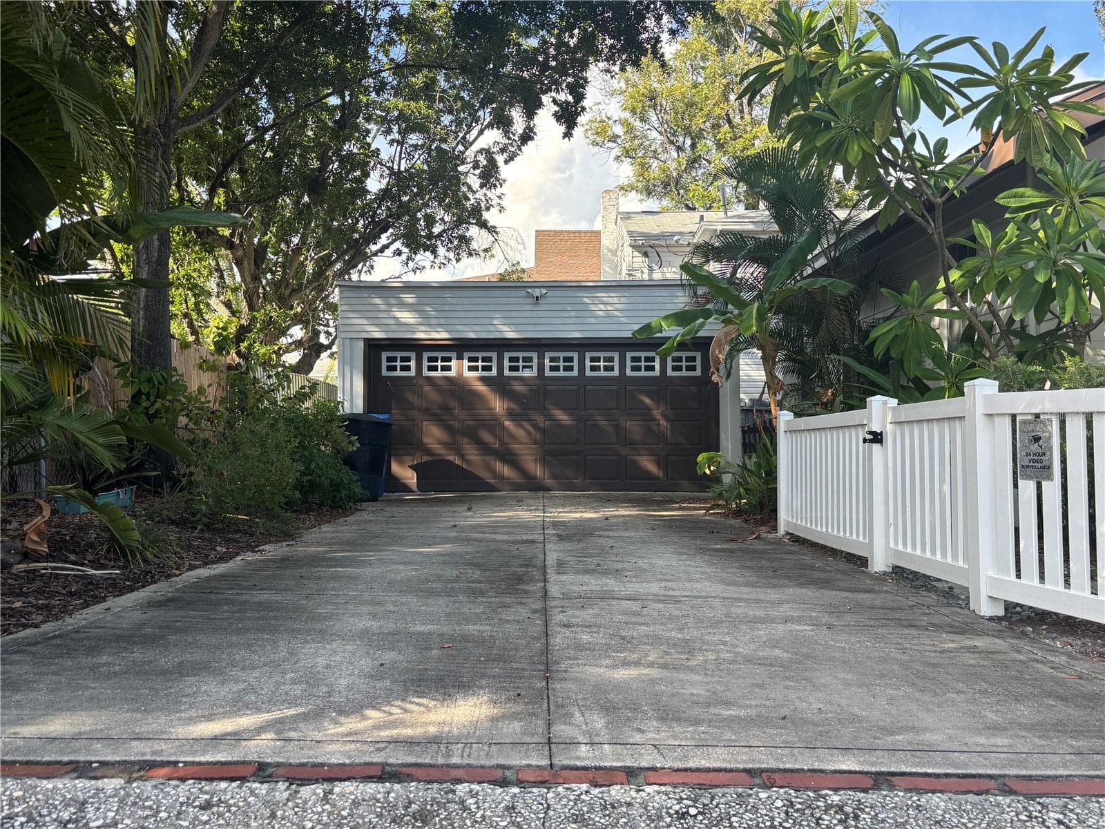 Single Family Residence at 833 11TH AVE N, ST PETERSBURG, photo 18 of 32