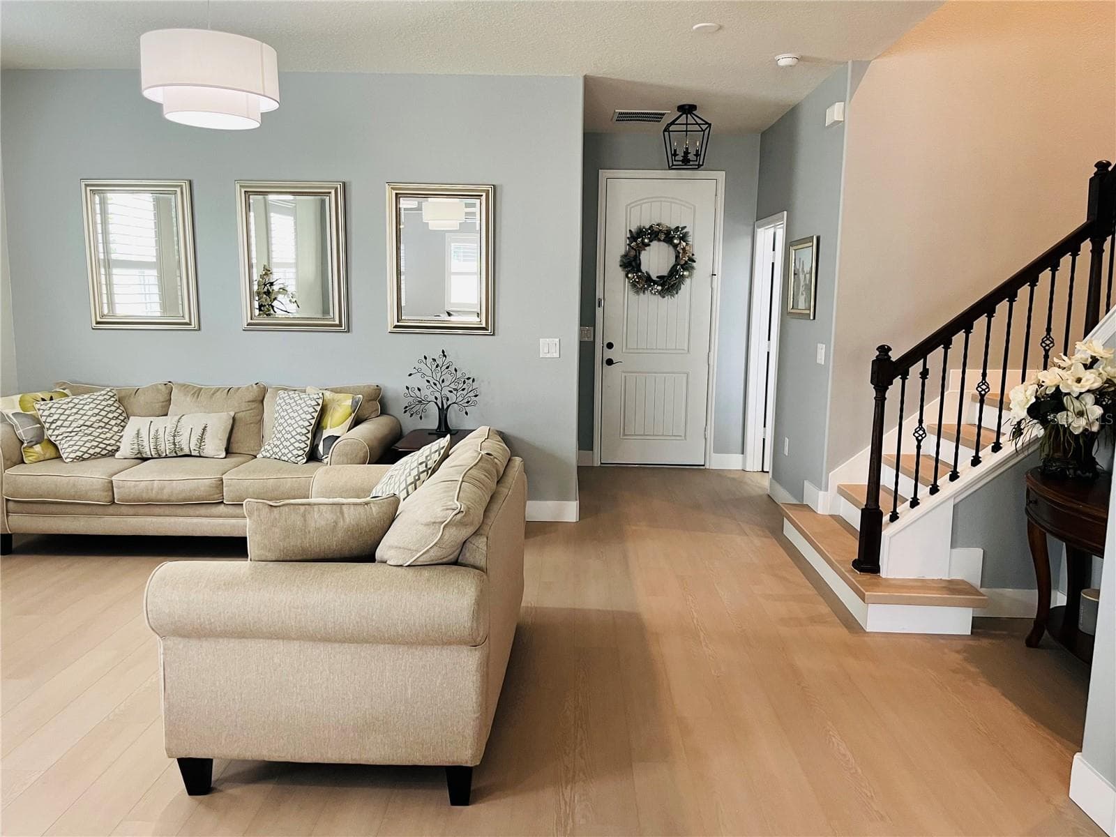 Living Room, Looking towards Entry - 14037 PECAN ORCHARD DR, WINTER GARDEN