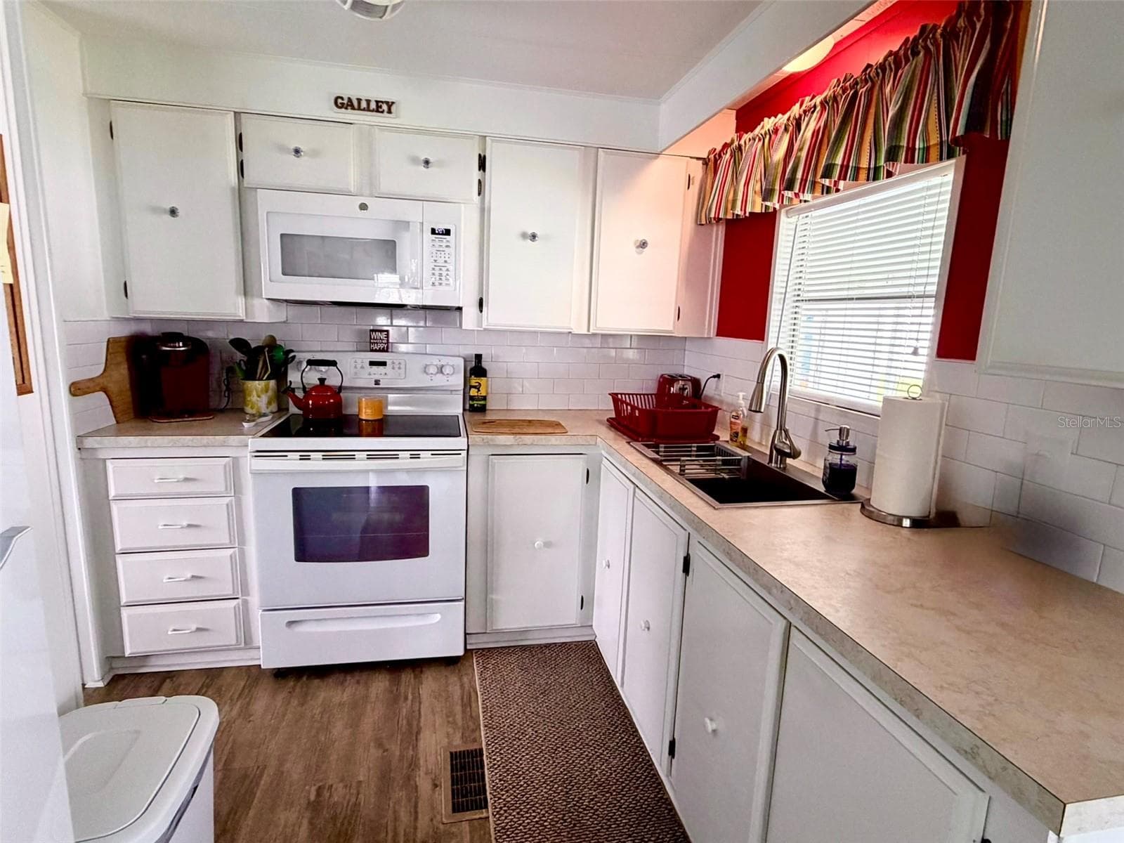 Mobile Home at 2270 PALAZZA DR #72, SARASOTA, photo 15 of 38
