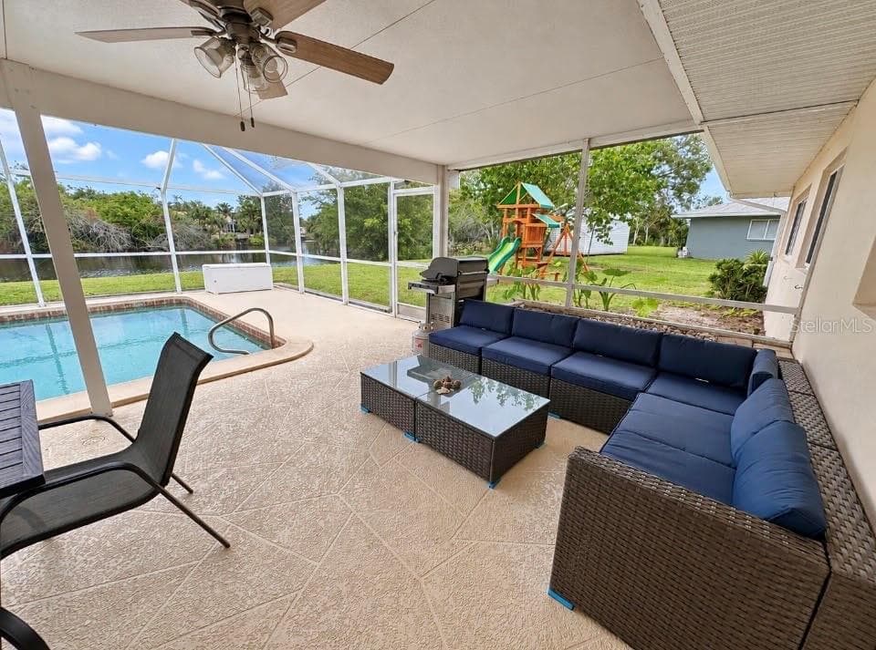 Single Family Residence at 1385 HARMONY DR, PORT CHARLOTTE, photo 3 of 21