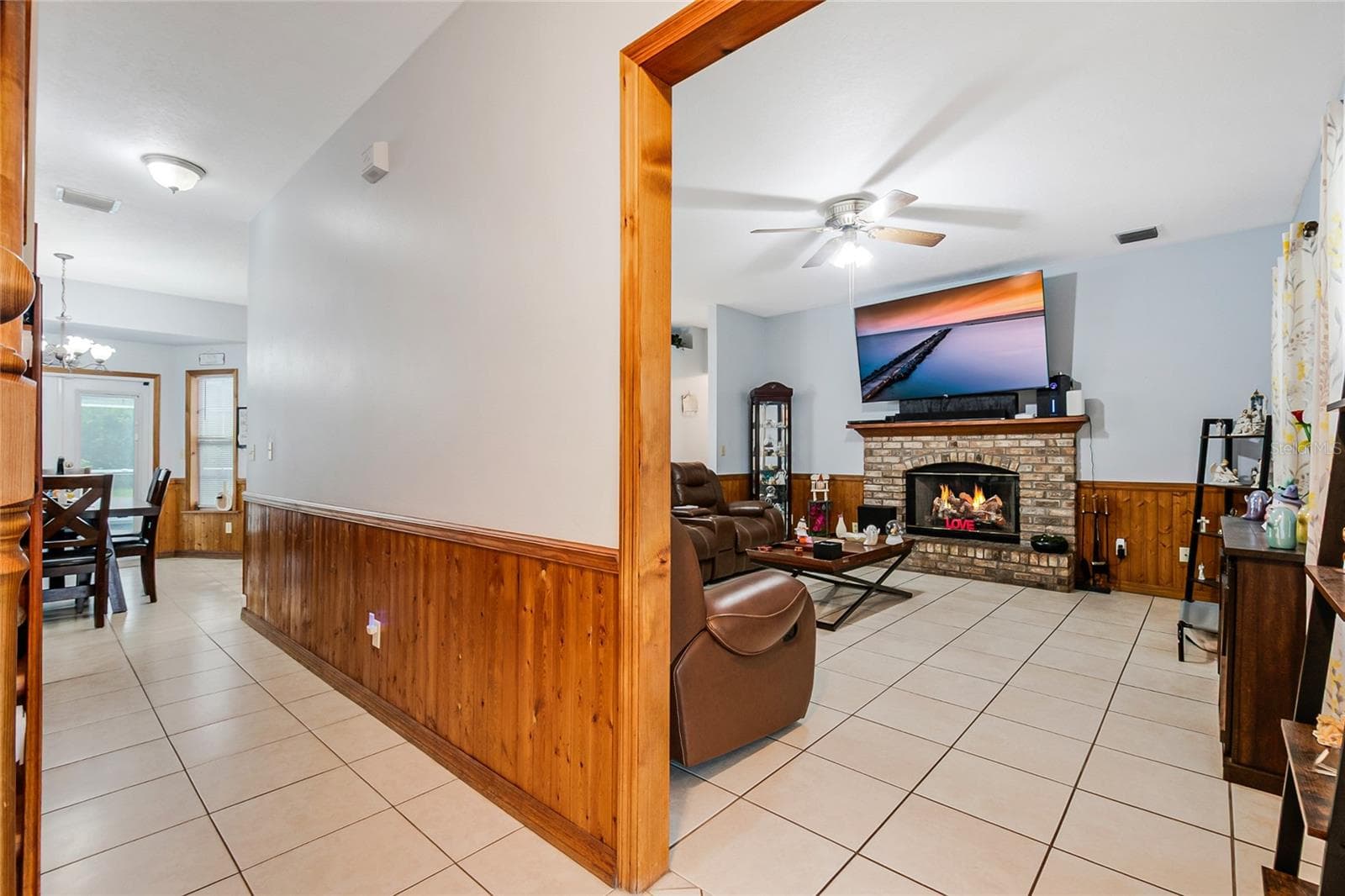 Single Family Residence at 4105 BOB WHITE CT, ST CLOUD, photo 14 of 96