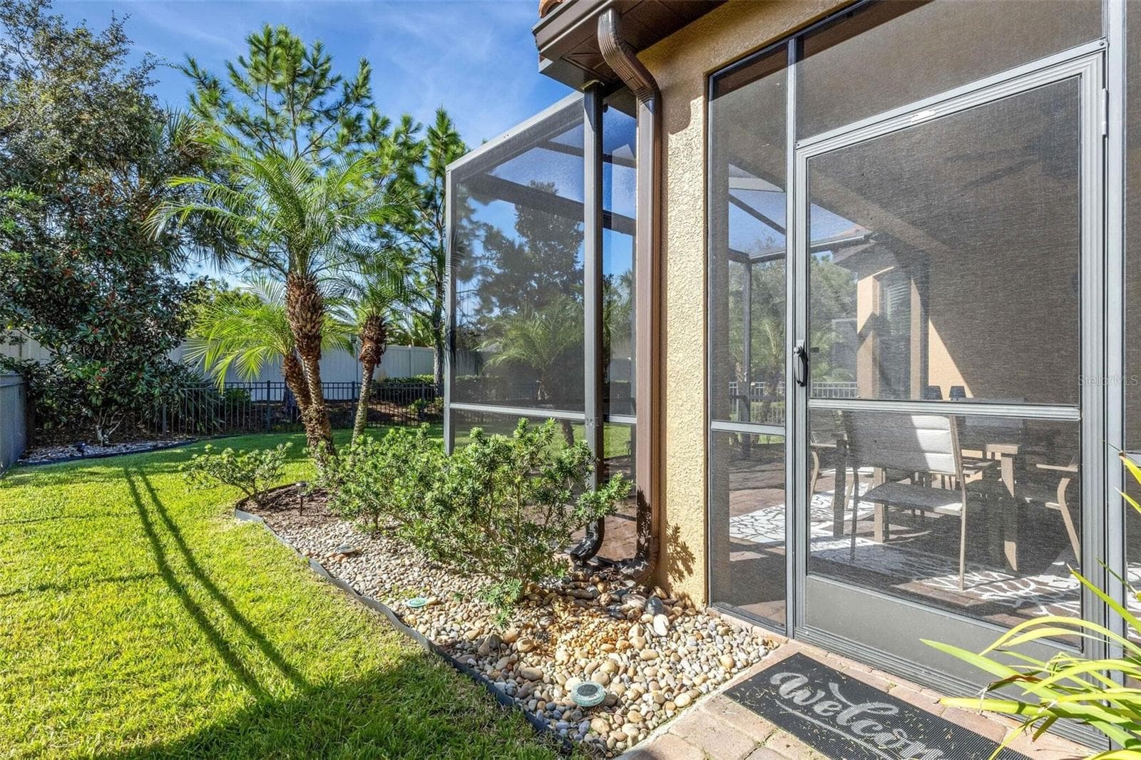 Single Family Residence at 8413 ALBERATA VISTA DR, TAMPA, photo 101 of 163