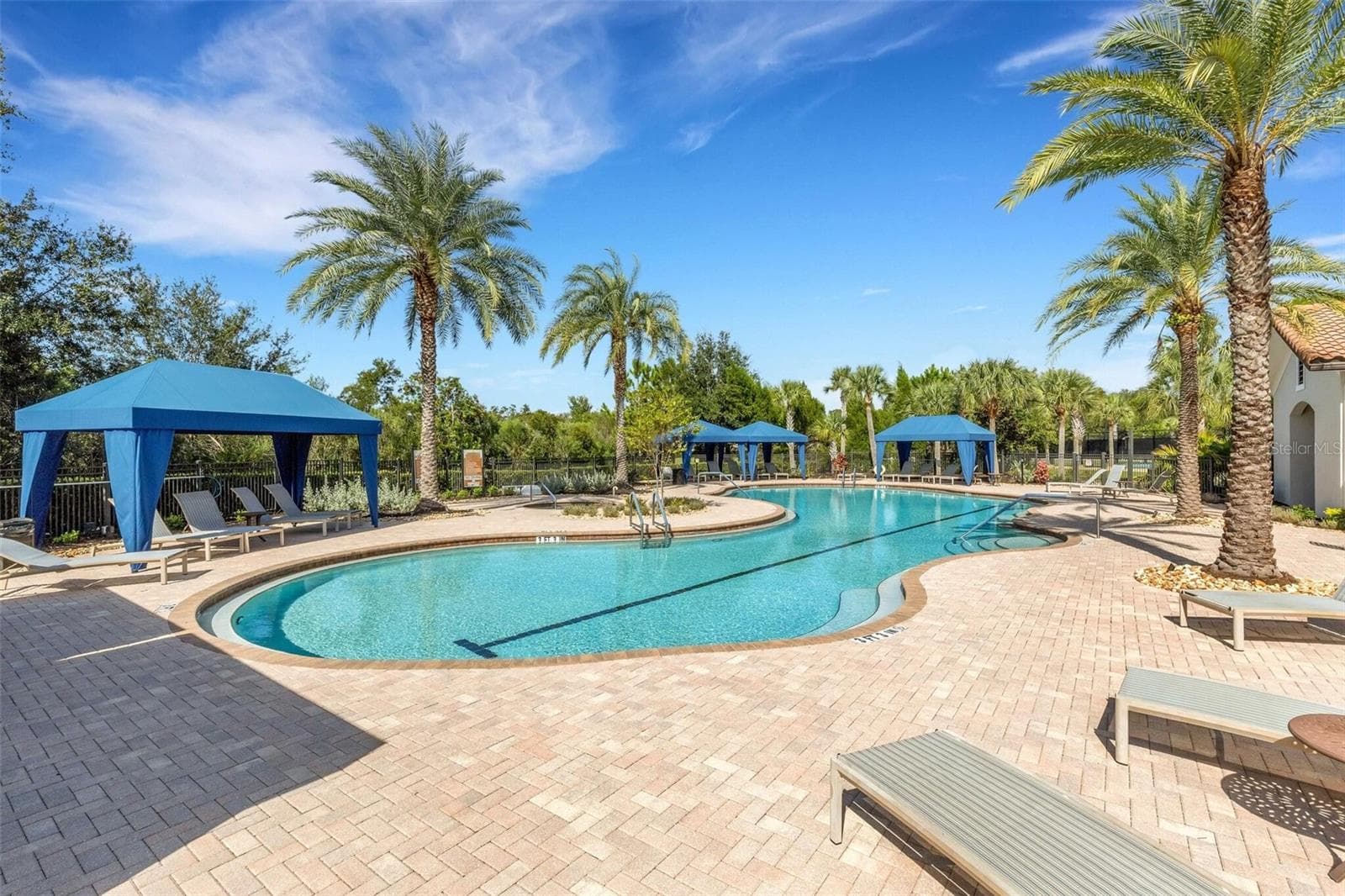 Single Family Residence at 8413 ALBERATA VISTA DR, TAMPA, photo 137 of 163