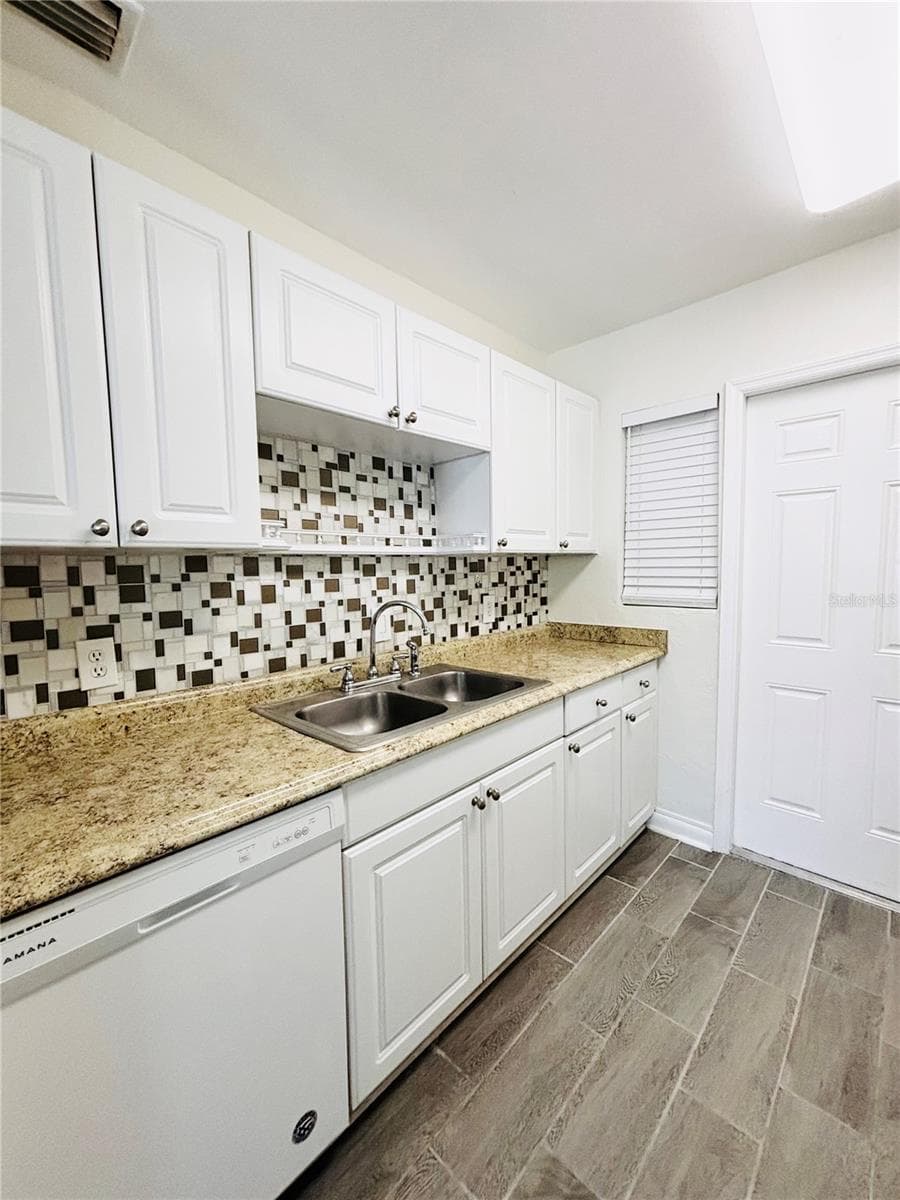 Single Family Residence at 21147 BERSELL AVE, PORT CHARLOTTE, photo 8 of 24