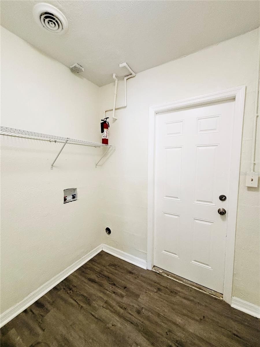 Single Family Residence at 21147 BERSELL AVE, PORT CHARLOTTE, photo 21 of 24