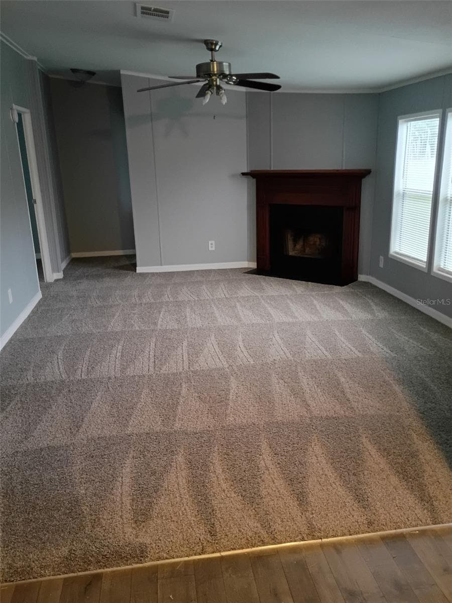 Manufactured Home at 7715 GLEN MEADOW DR, LAKELAND, photo 4 of 16