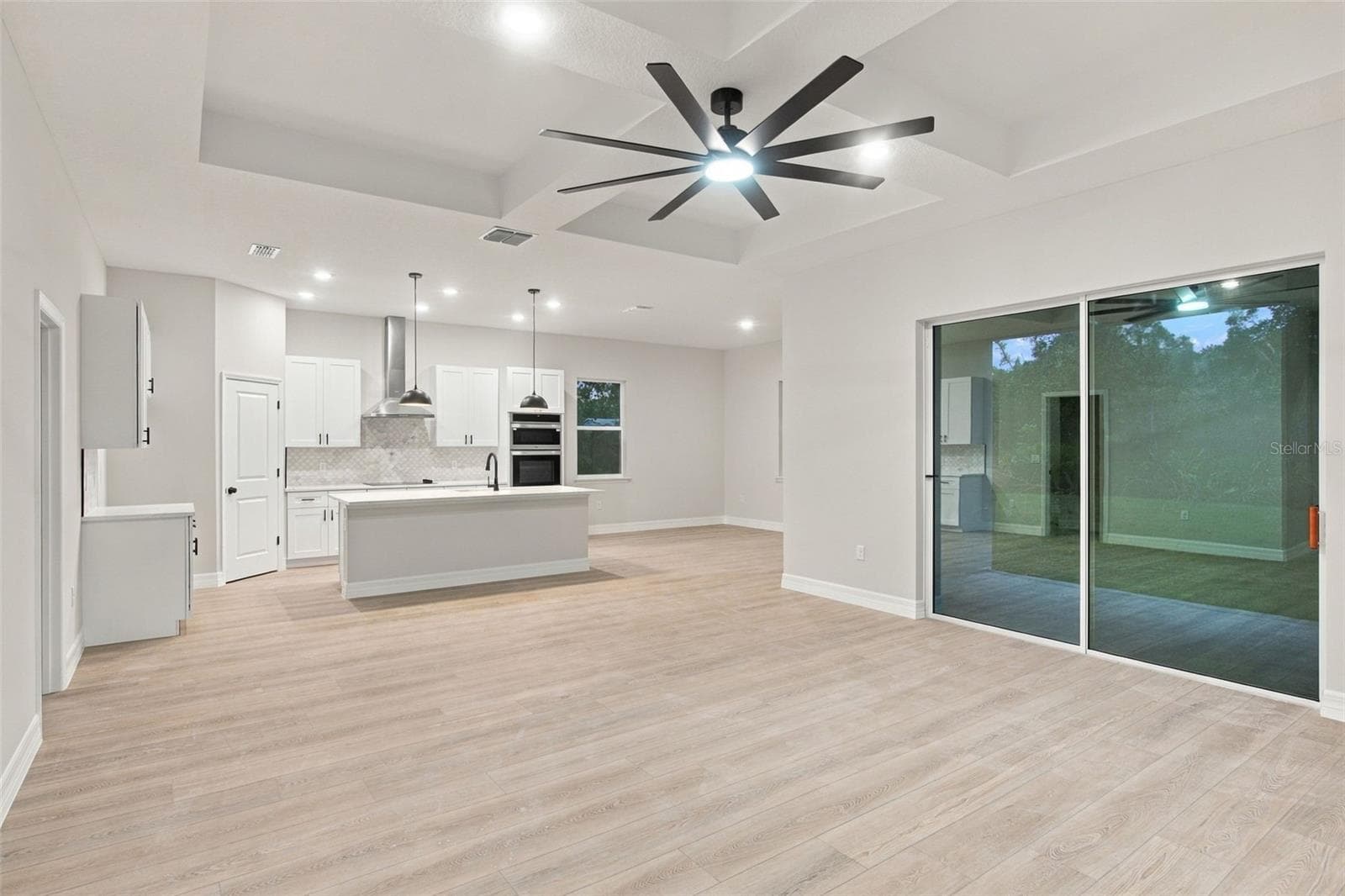 Single Family Residence at 42435 ROYAL TRAILS RD, EUSTIS, photo 3 of 34