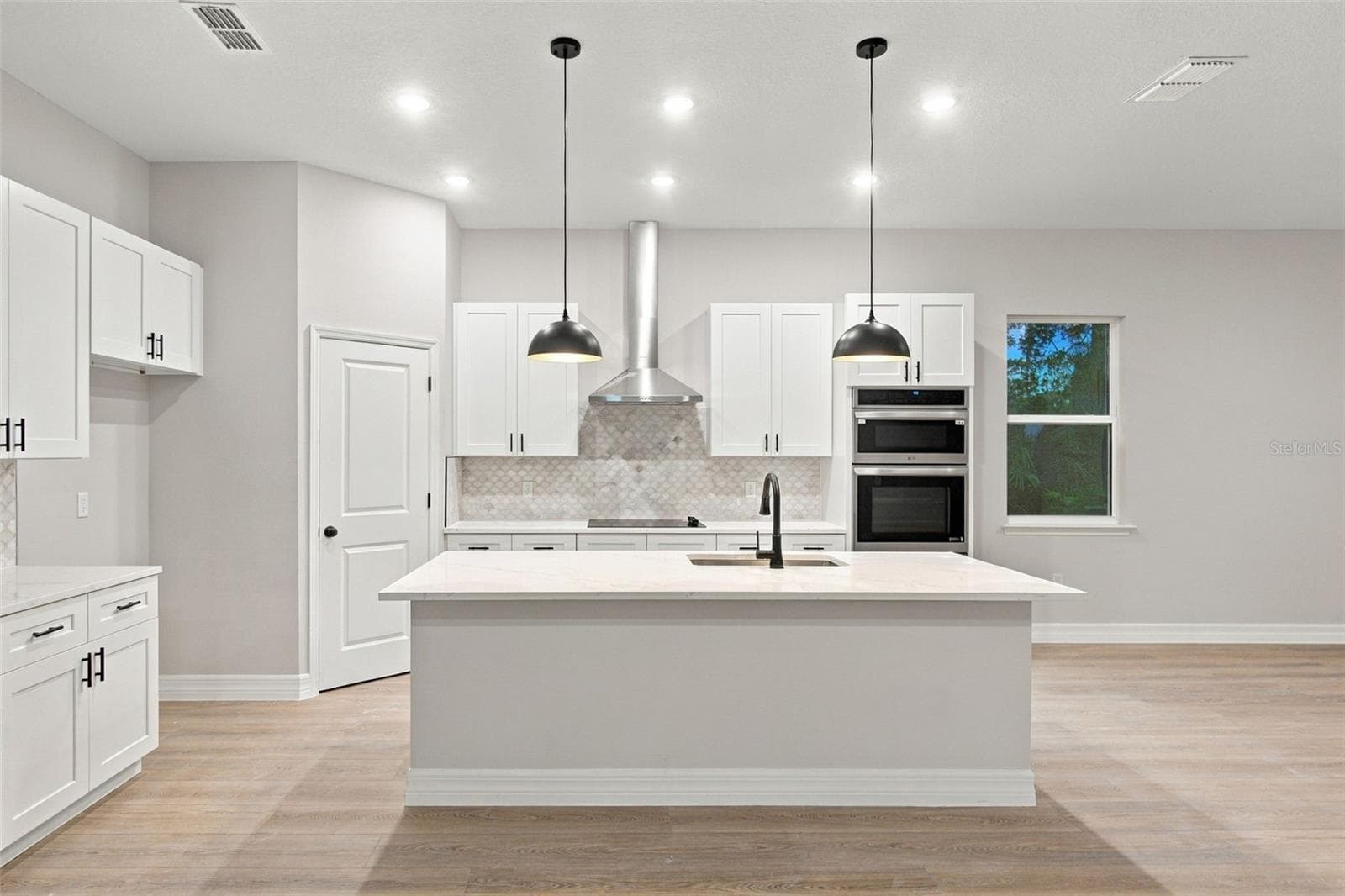 Single Family Residence at 42435 ROYAL TRAILS RD, EUSTIS, photo 8 of 34