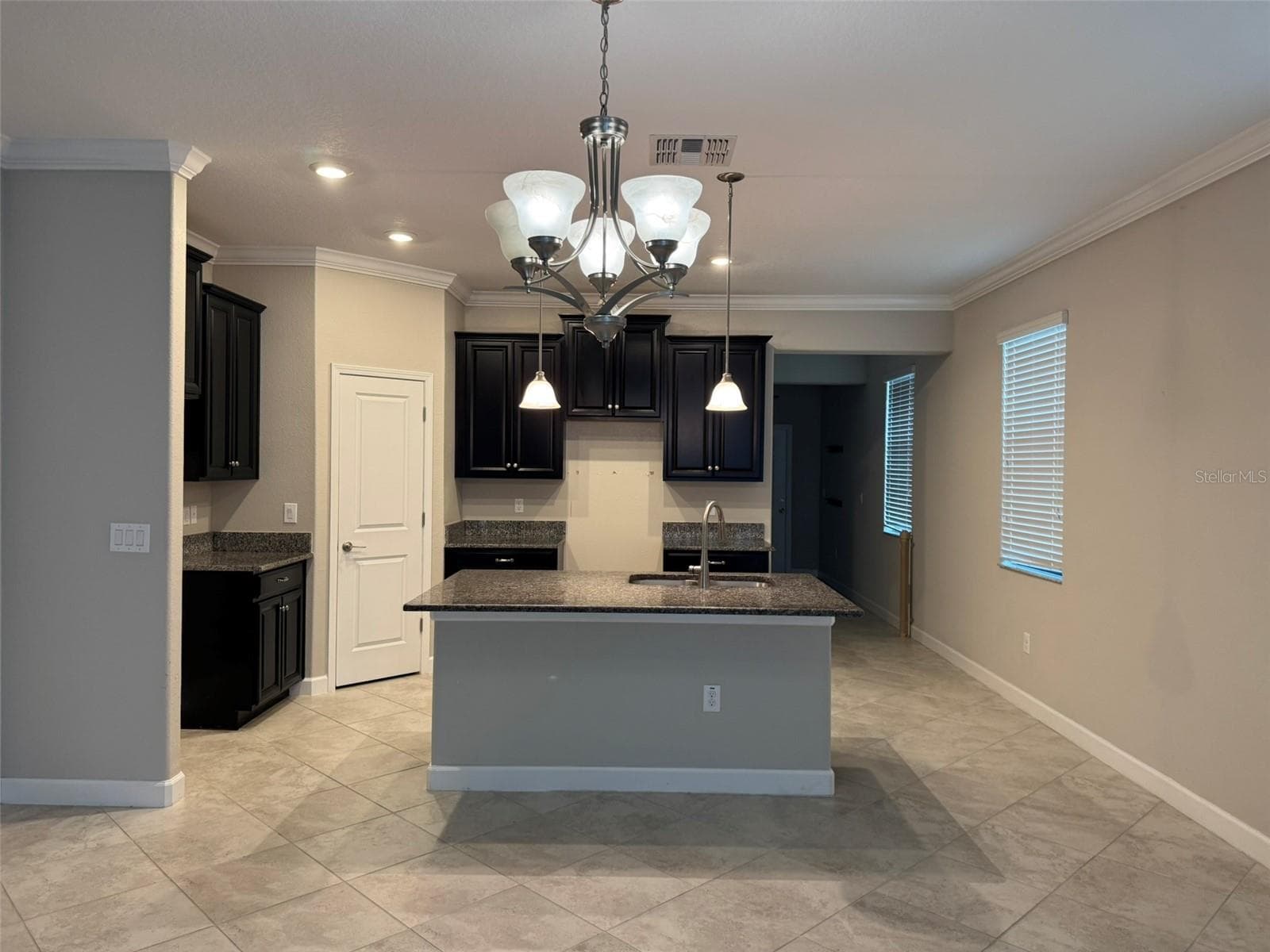 Single Family Residence at 3622 PINE RIBBON DR, LAND O LAKES, photo 4 of 37