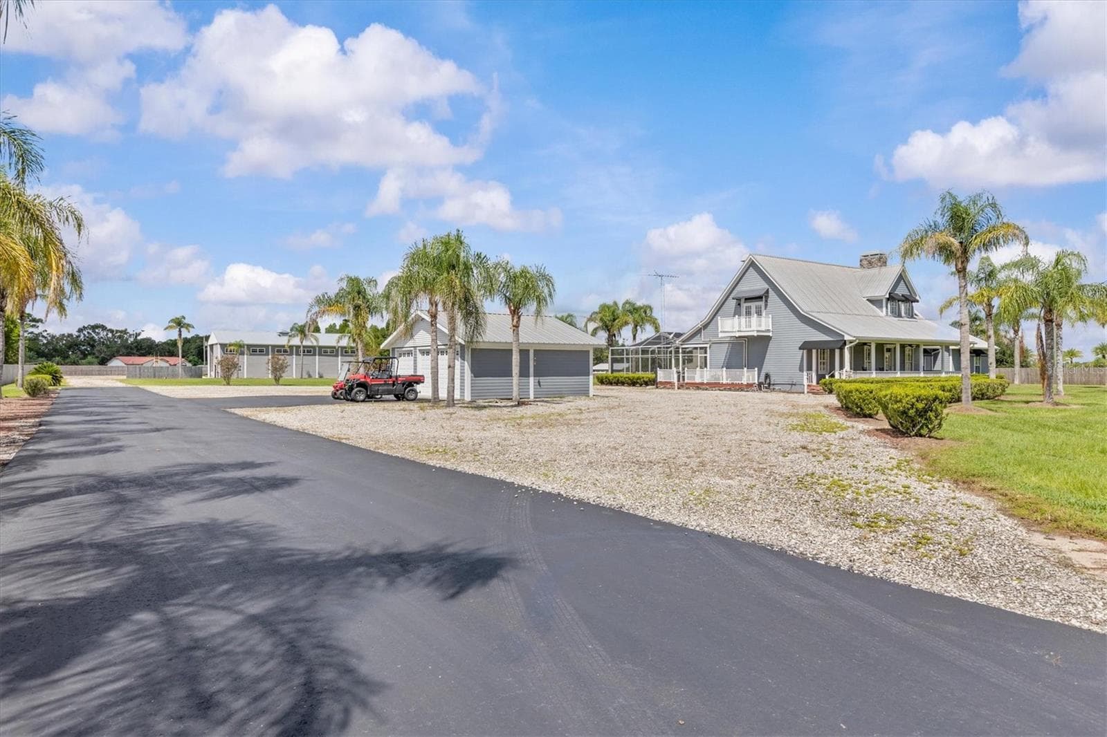 Entrance - 195 SPRING LAKE HWY, BROOKSVILLE