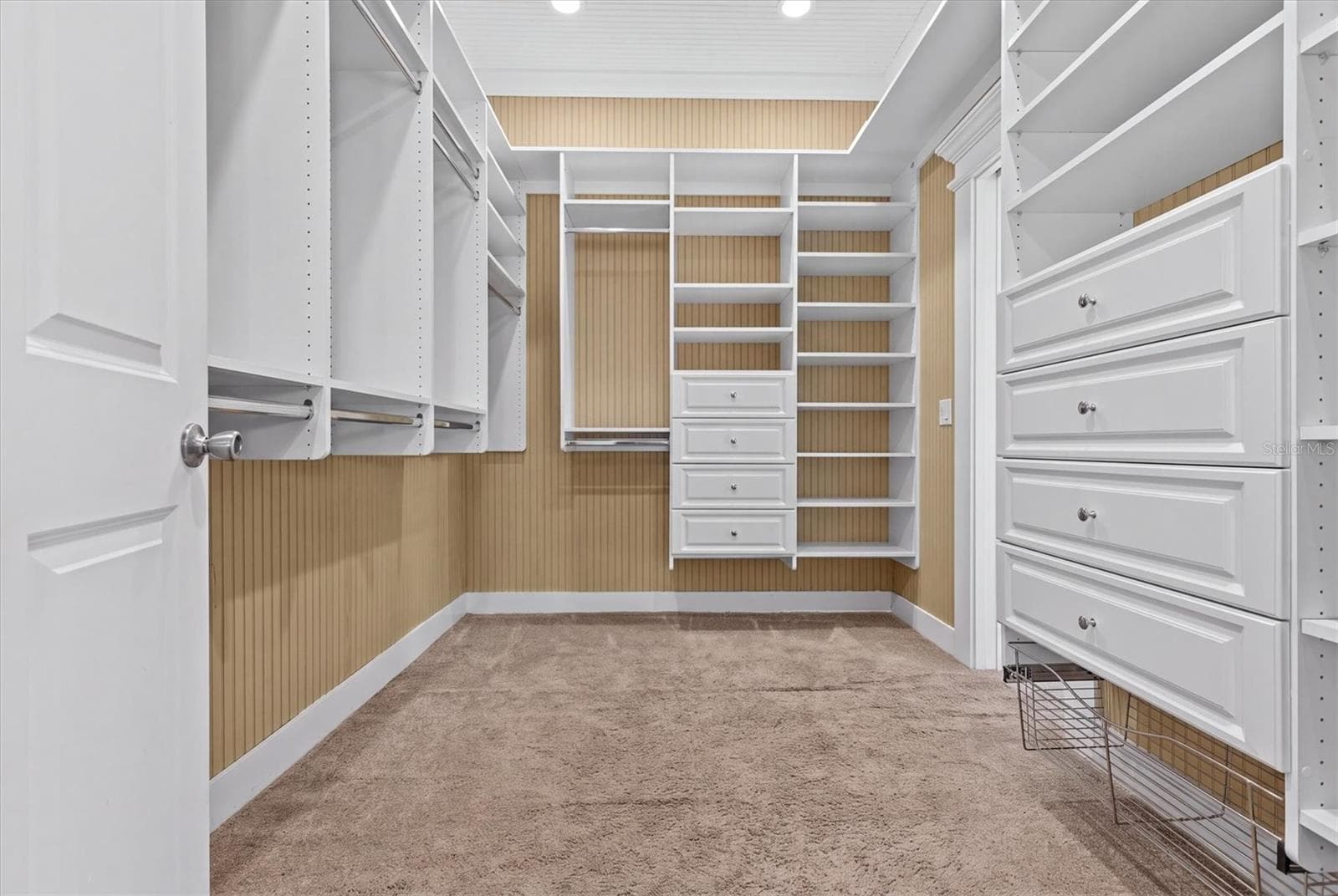 California Style Organized Large Walk in Closet - 195 SPRING LAKE HWY, BROOKSVILLE