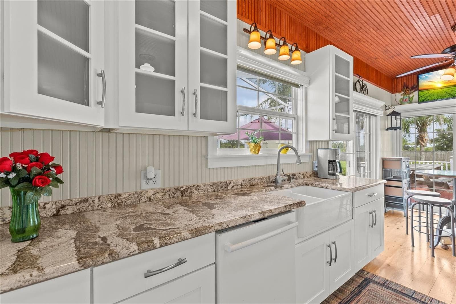 Granite Cabinets - 195 SPRING LAKE HWY, BROOKSVILLE