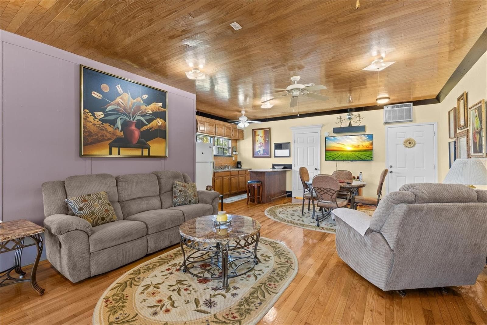 Furnished Studio Apartment - 195 SPRING LAKE HWY, BROOKSVILLE
