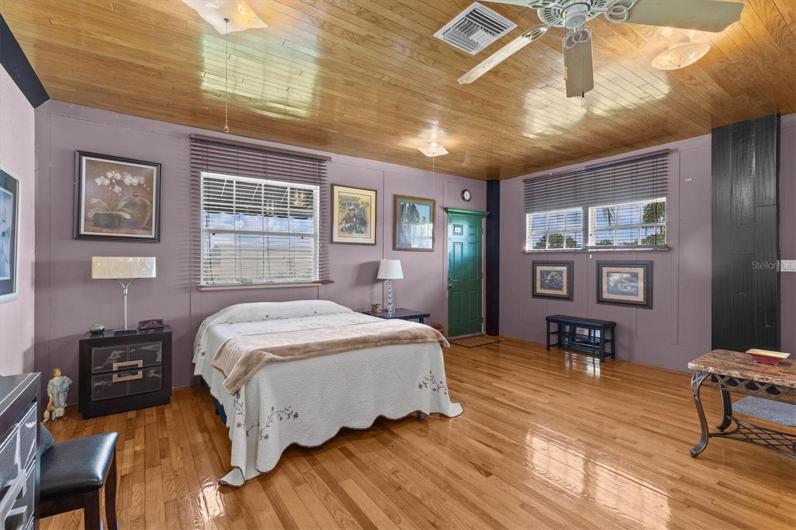 Studio Apartment - Sleeping Area - 195 SPRING LAKE HWY, BROOKSVILLE